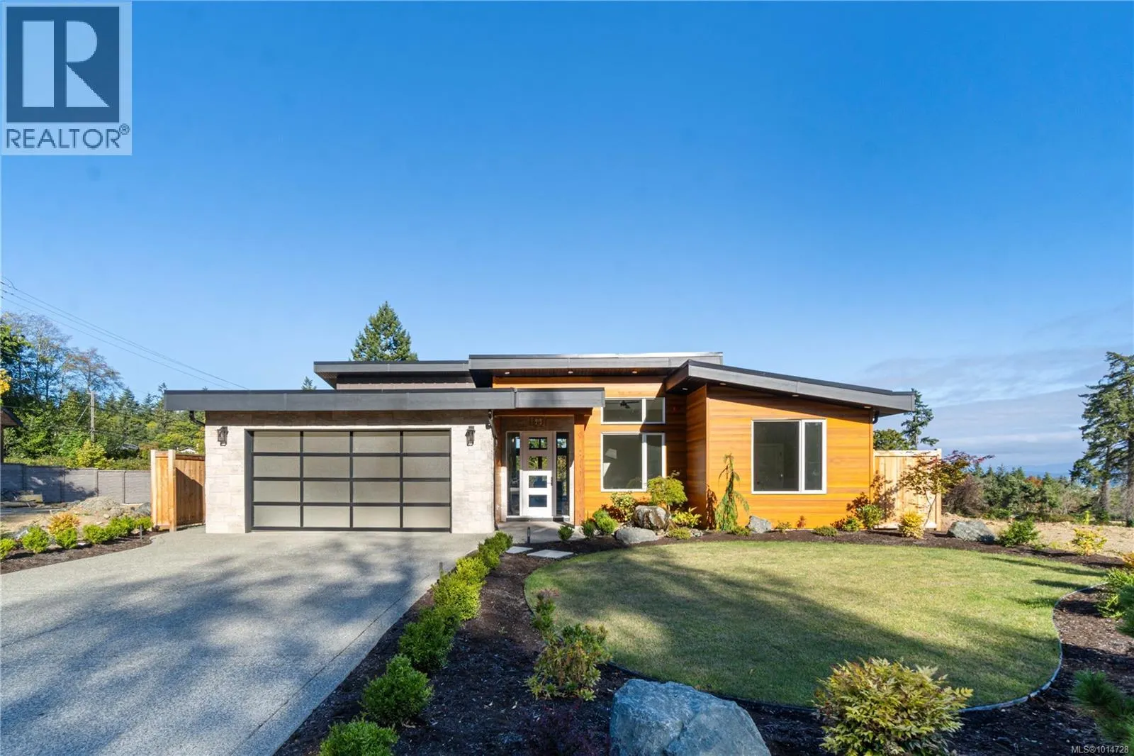 1017 Coral Pl