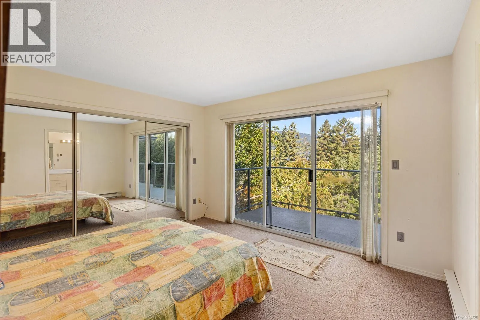 1319 Lands End Rd