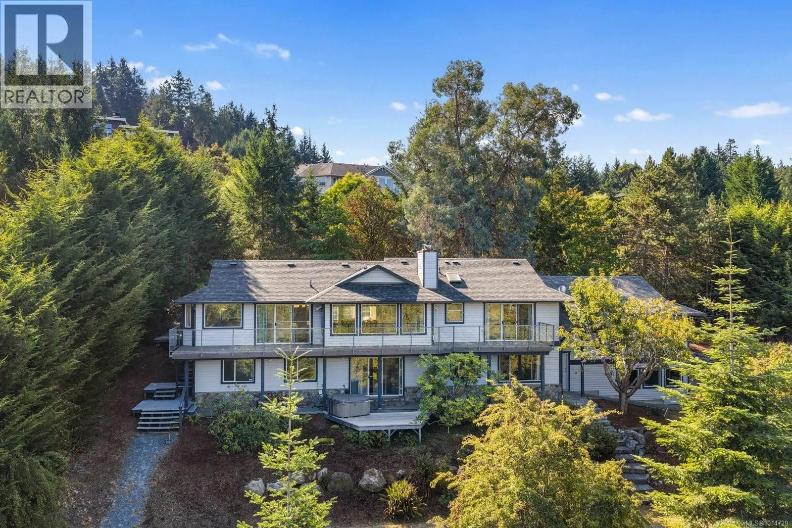 1319 Lands End Rd