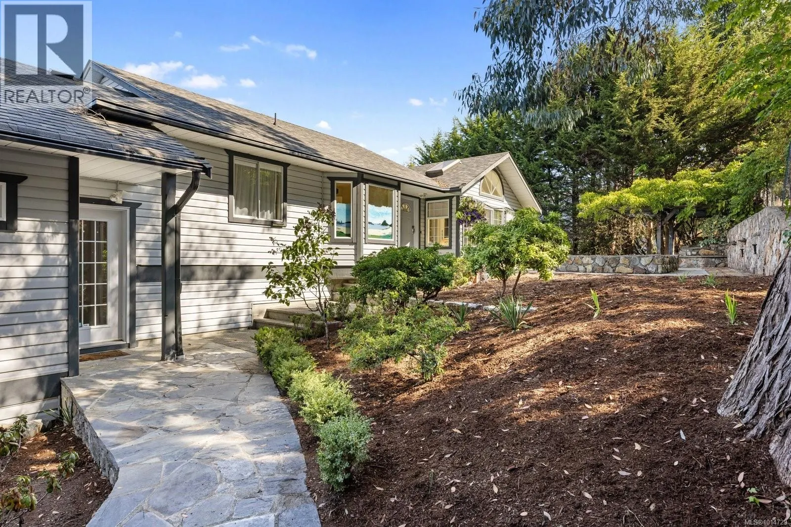1319 Lands End Rd
