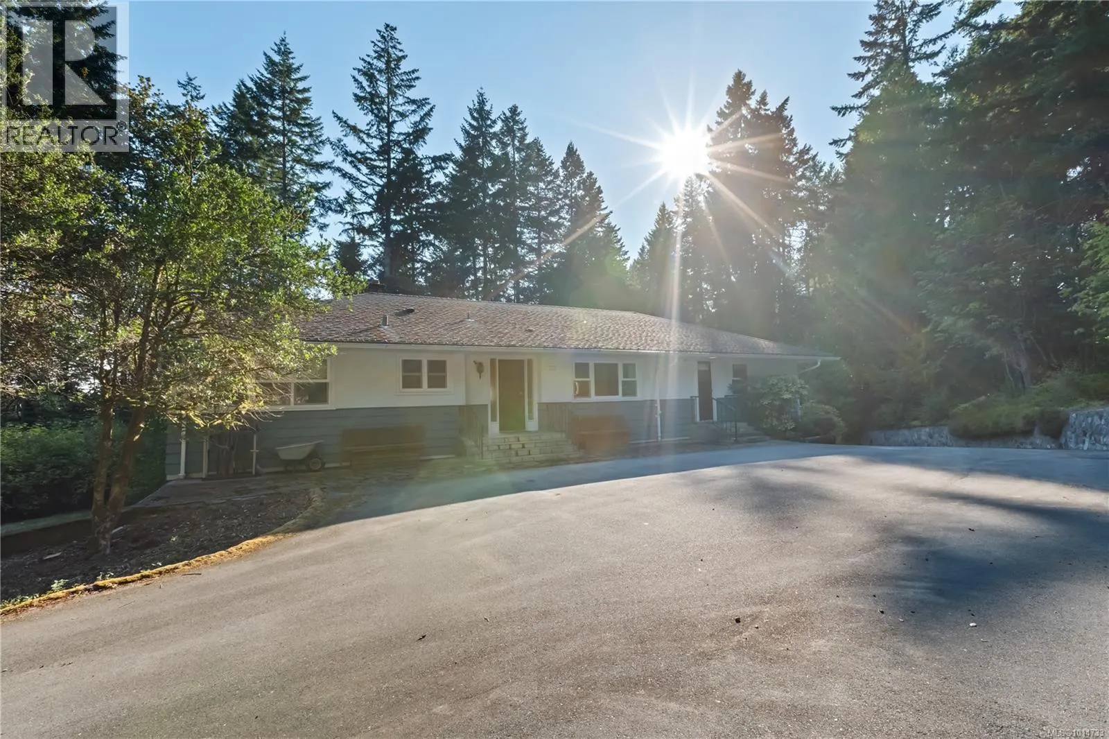 1850 Alberni Hwy