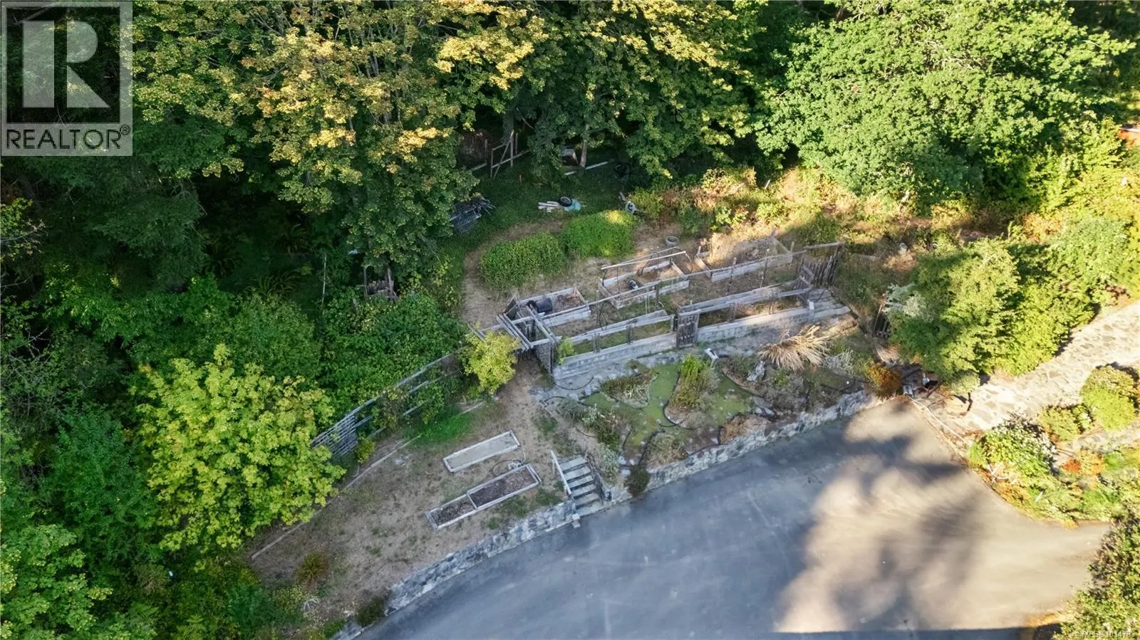 1850 Alberni Hwy