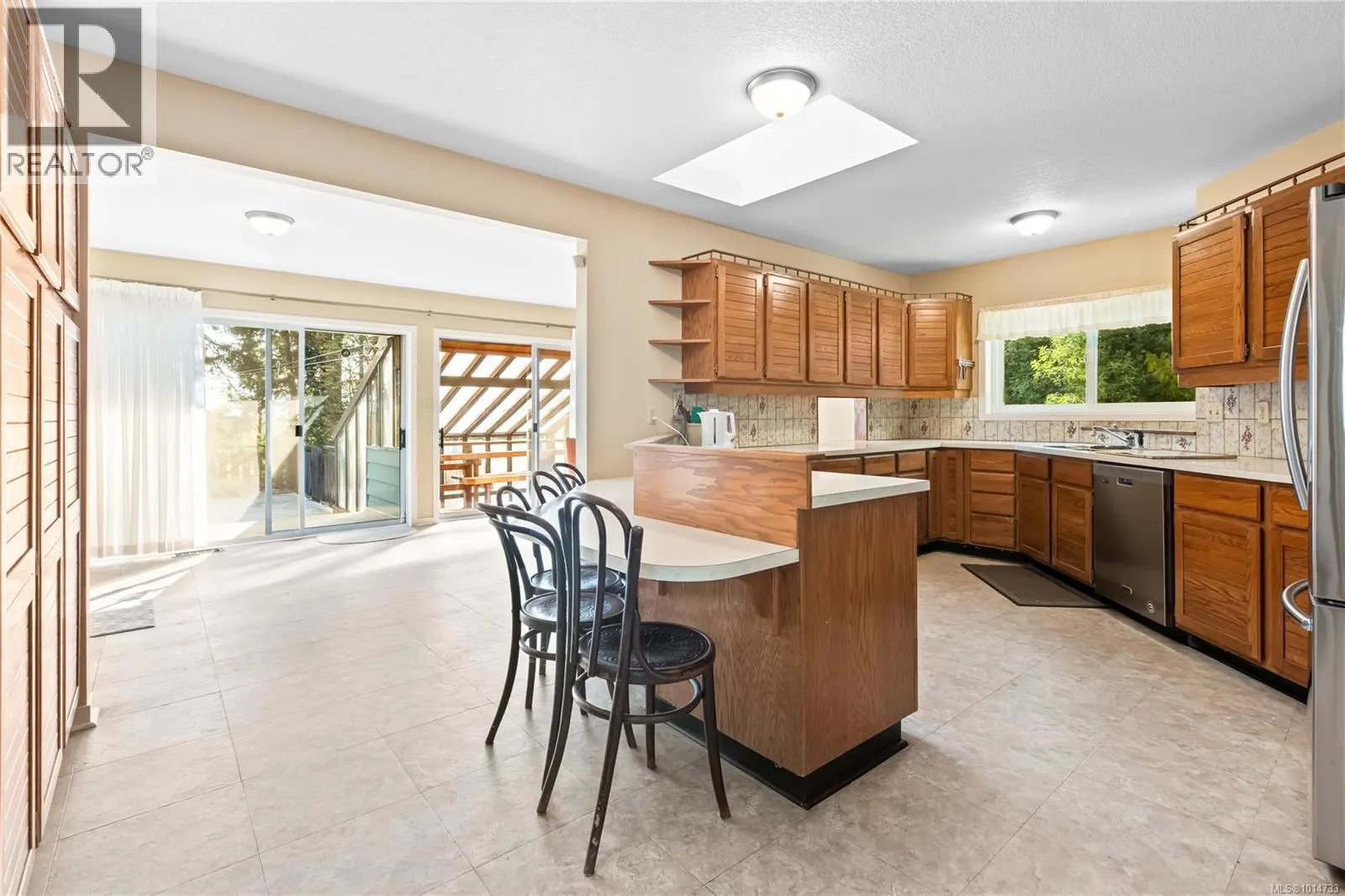 1850 Alberni Hwy