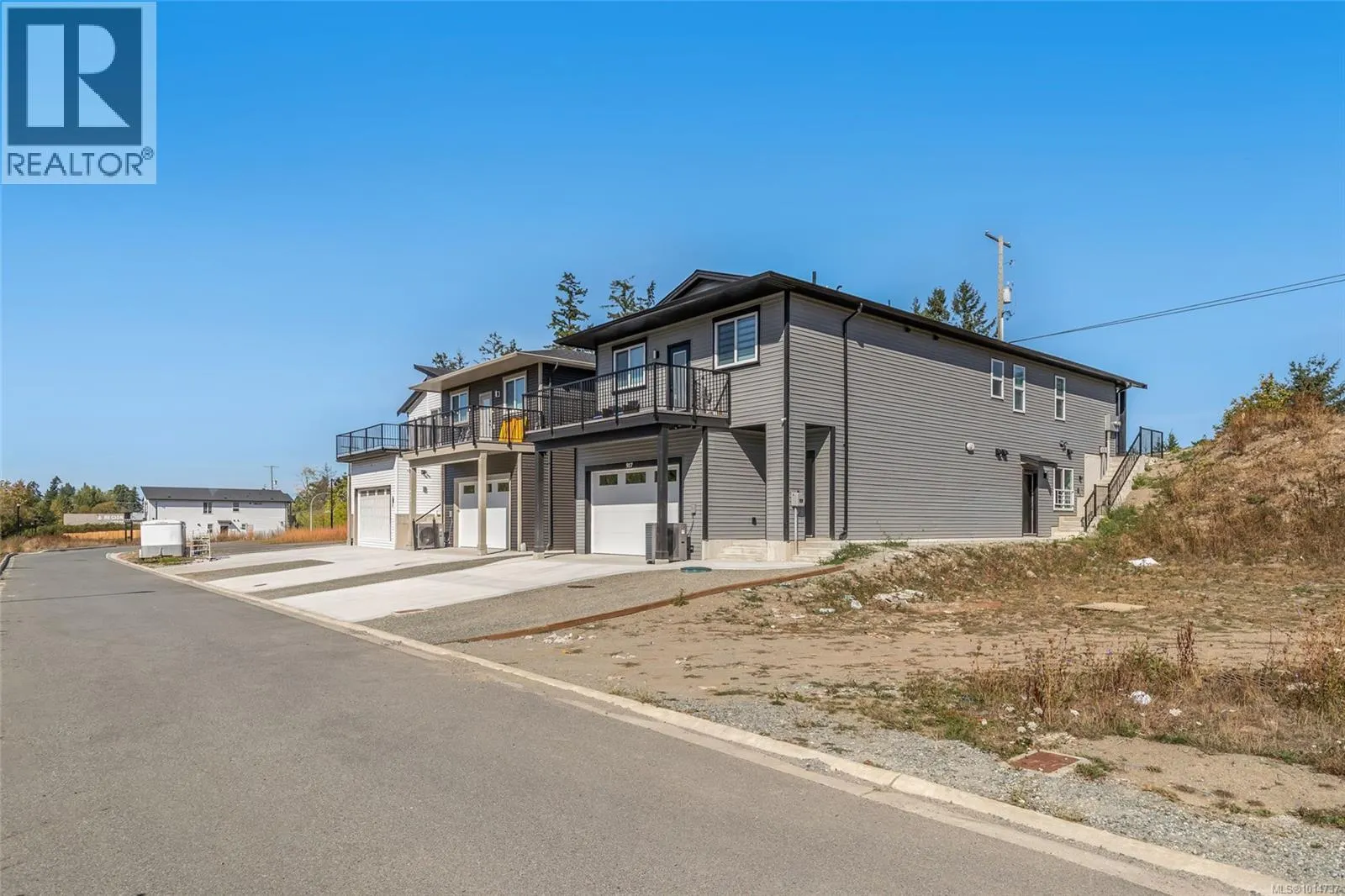 917 Old Victoria Rd