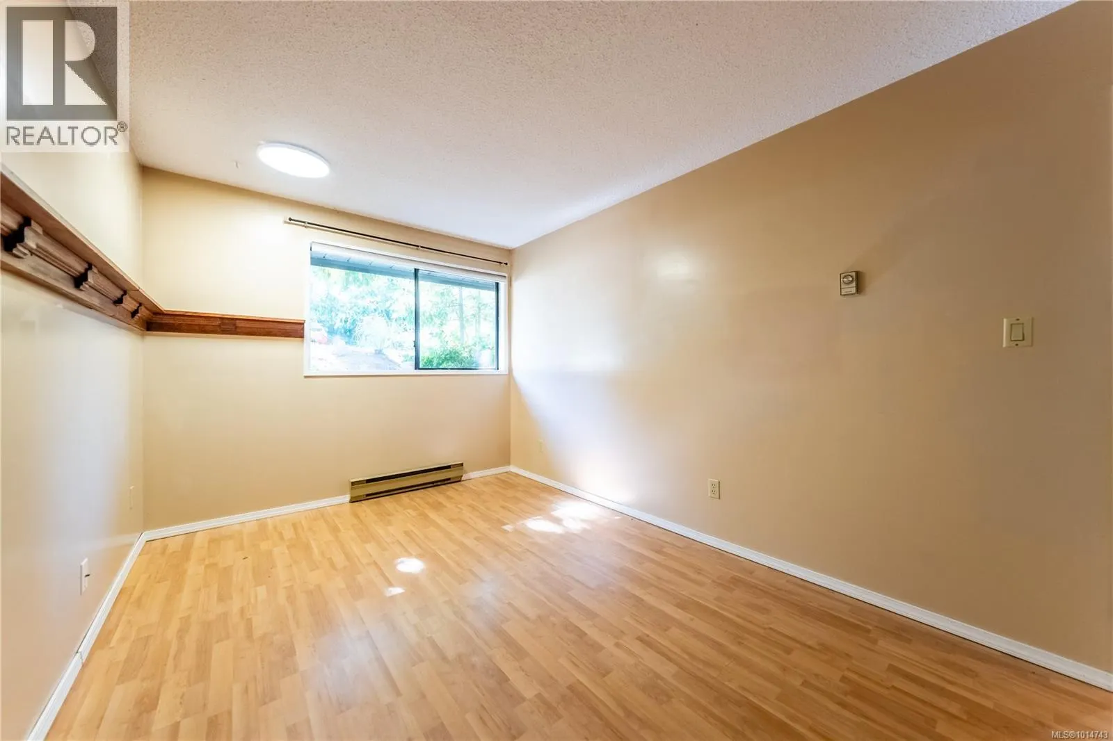 3521 FAIRVIEW Dr