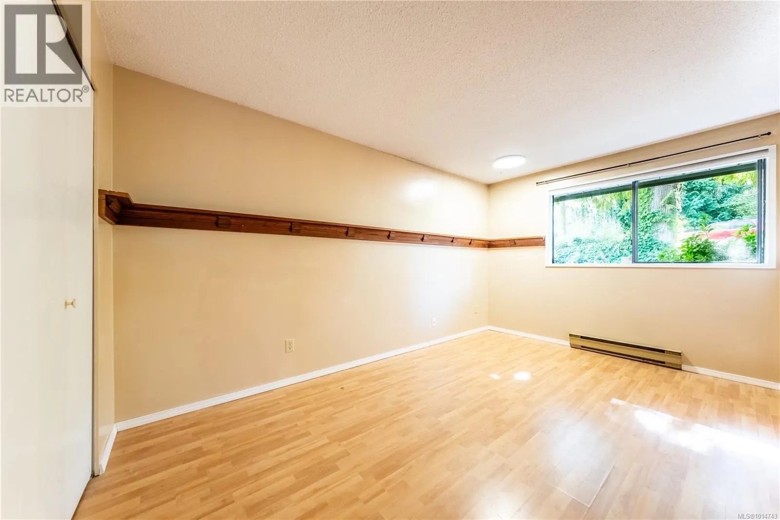 3521 FAIRVIEW Dr