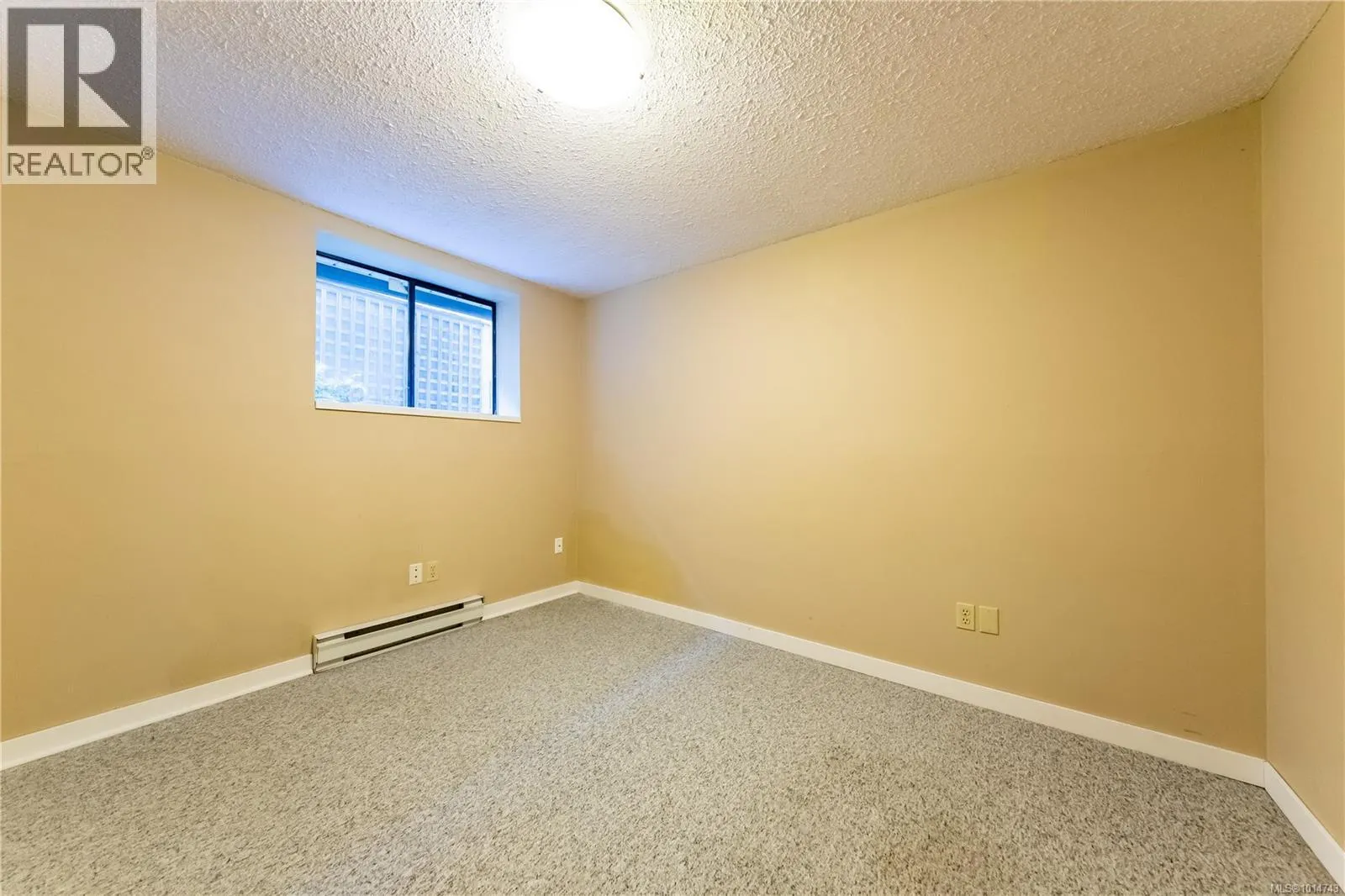 3521 FAIRVIEW Dr