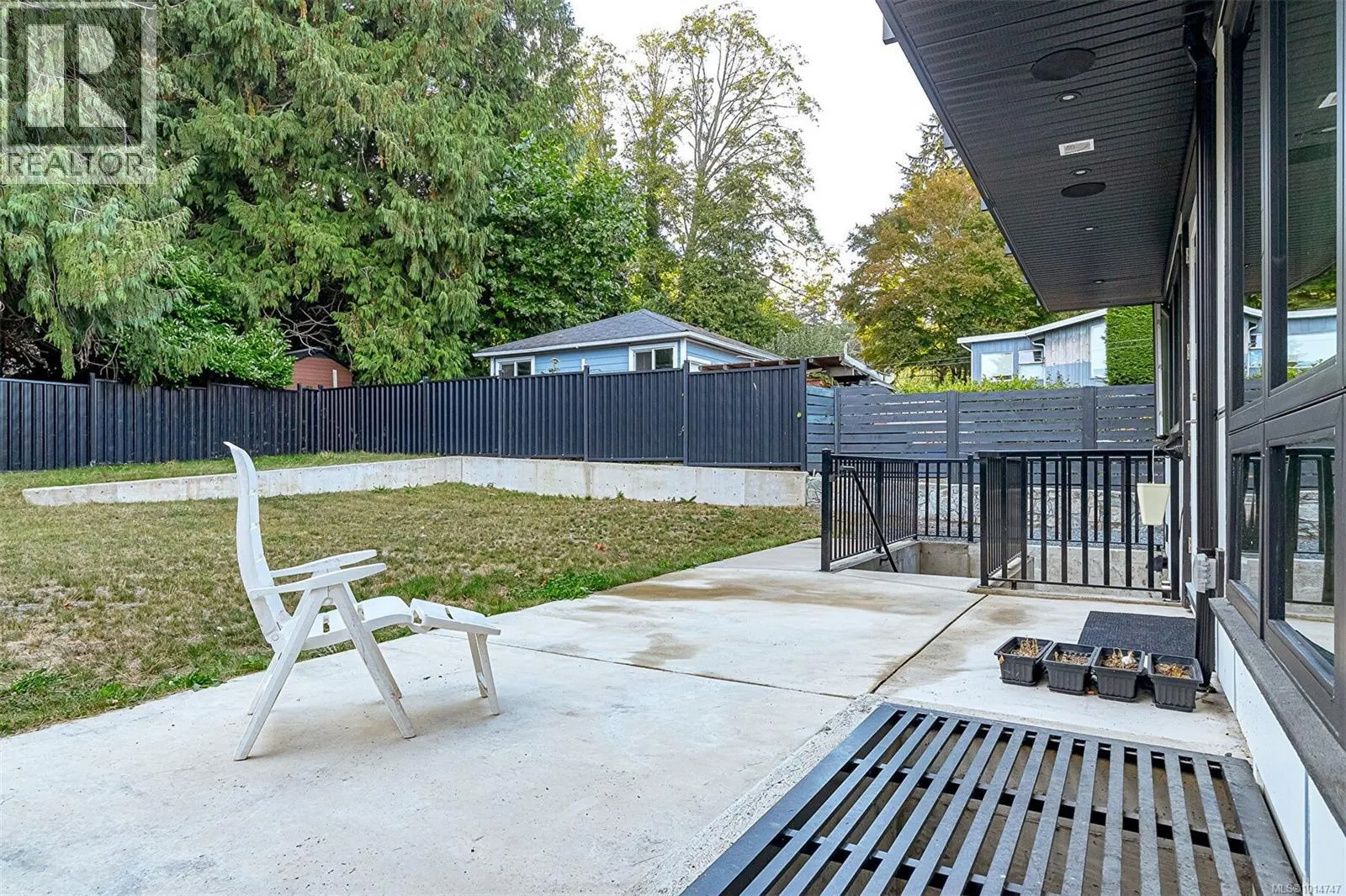 2555 Sinclair Rd