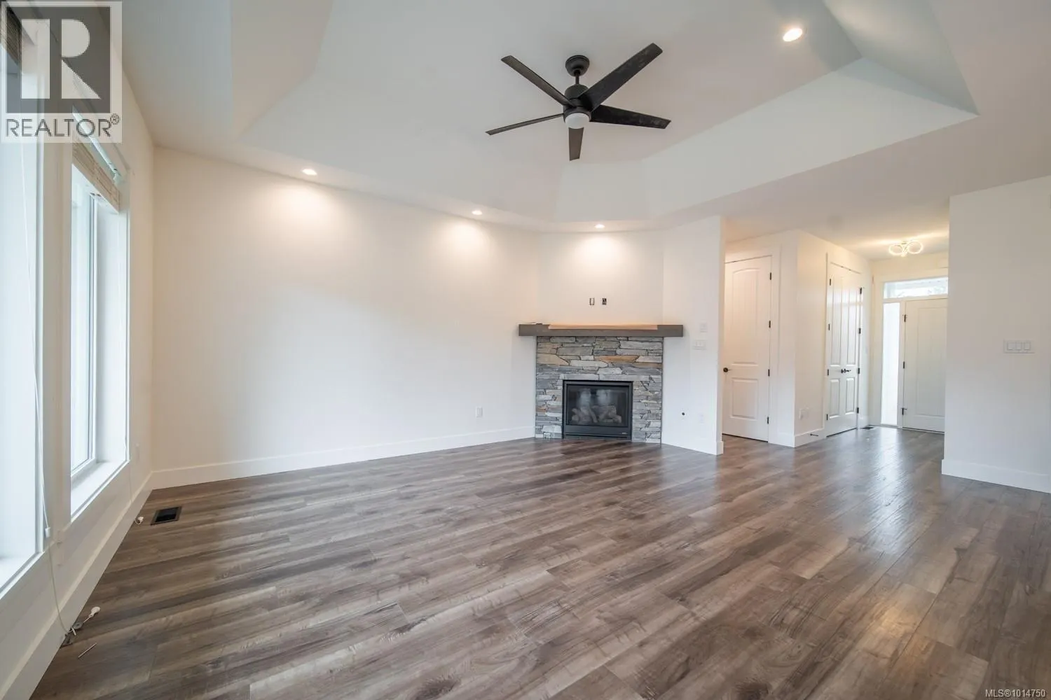 553 Rainbow Way