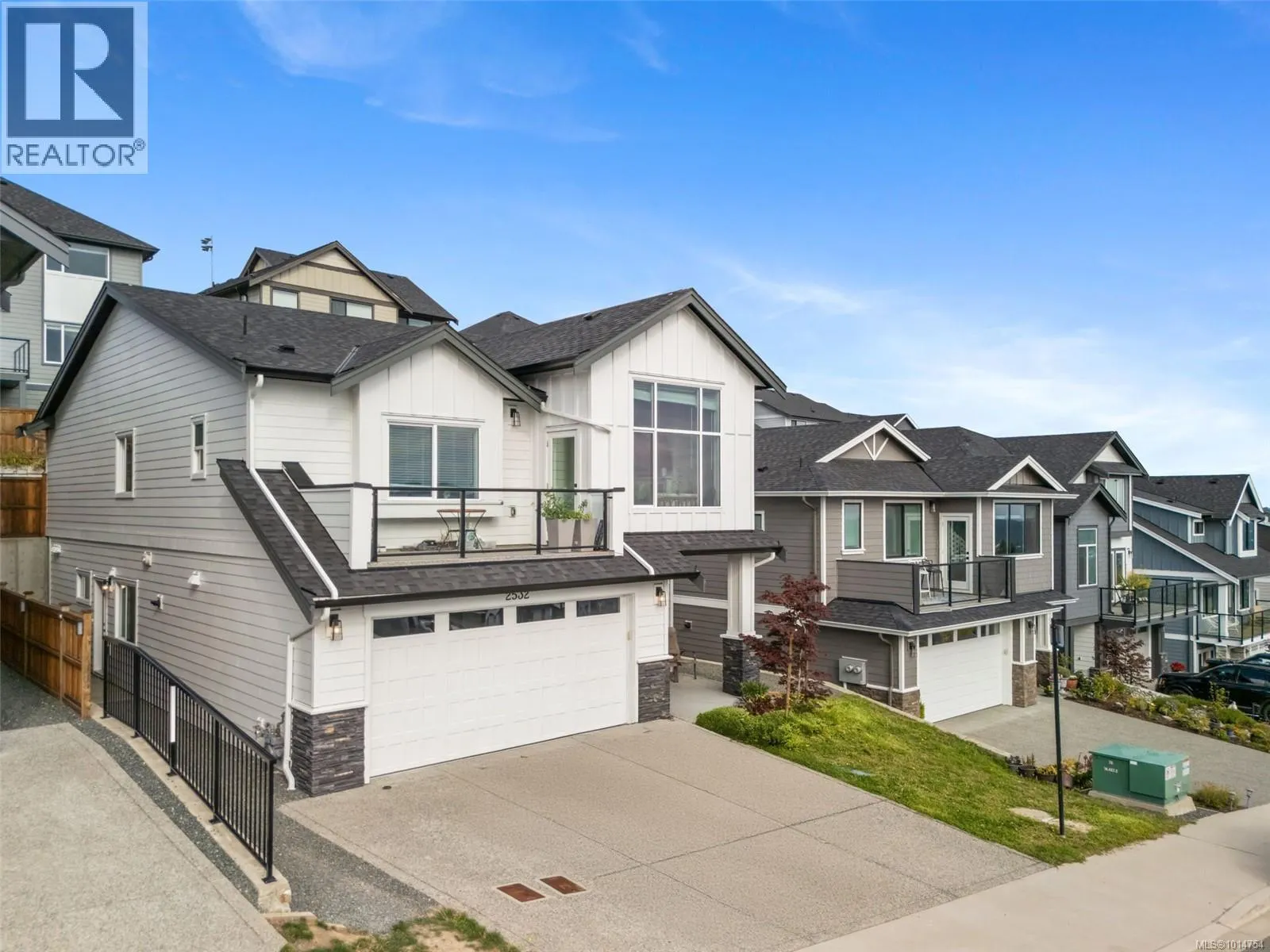 2532 Obsidian Pl
