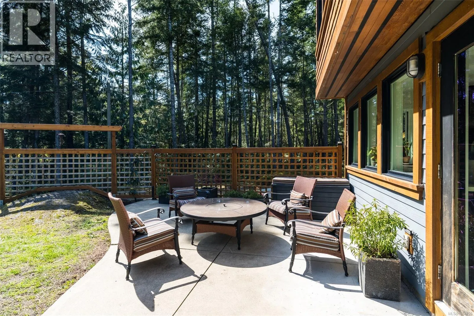 2405 Carpenter Rd