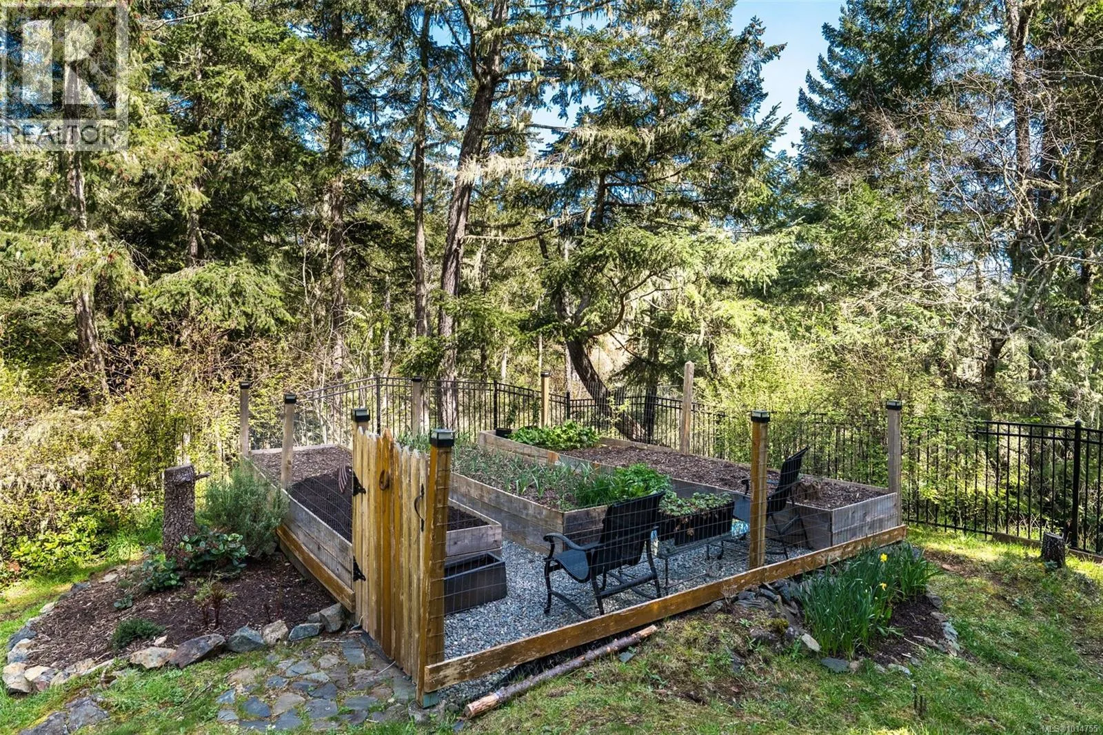 2405 Carpenter Rd