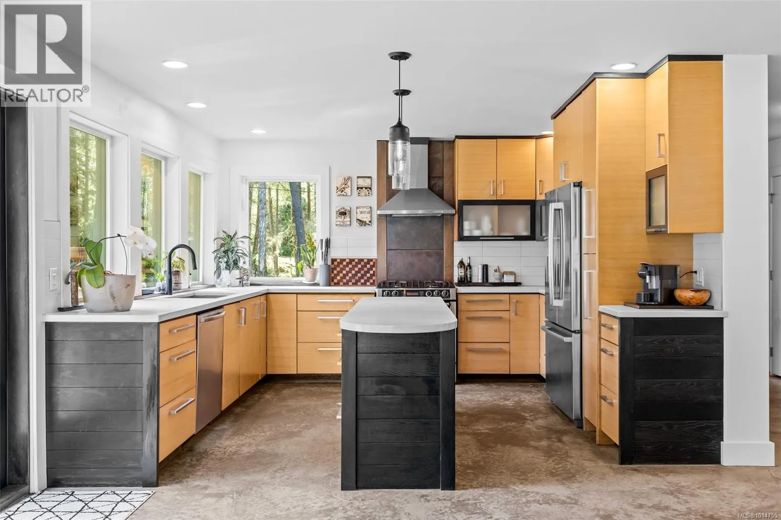 2405 Carpenter Rd