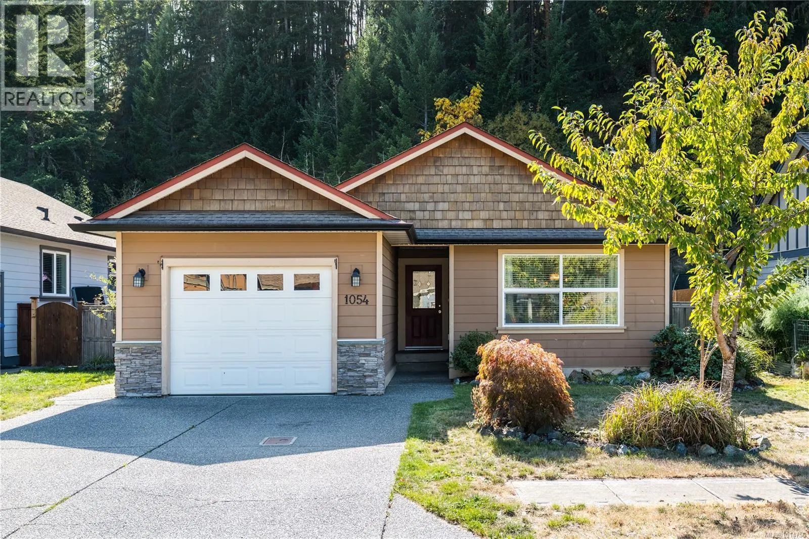 1054 Fitzgerald Rd