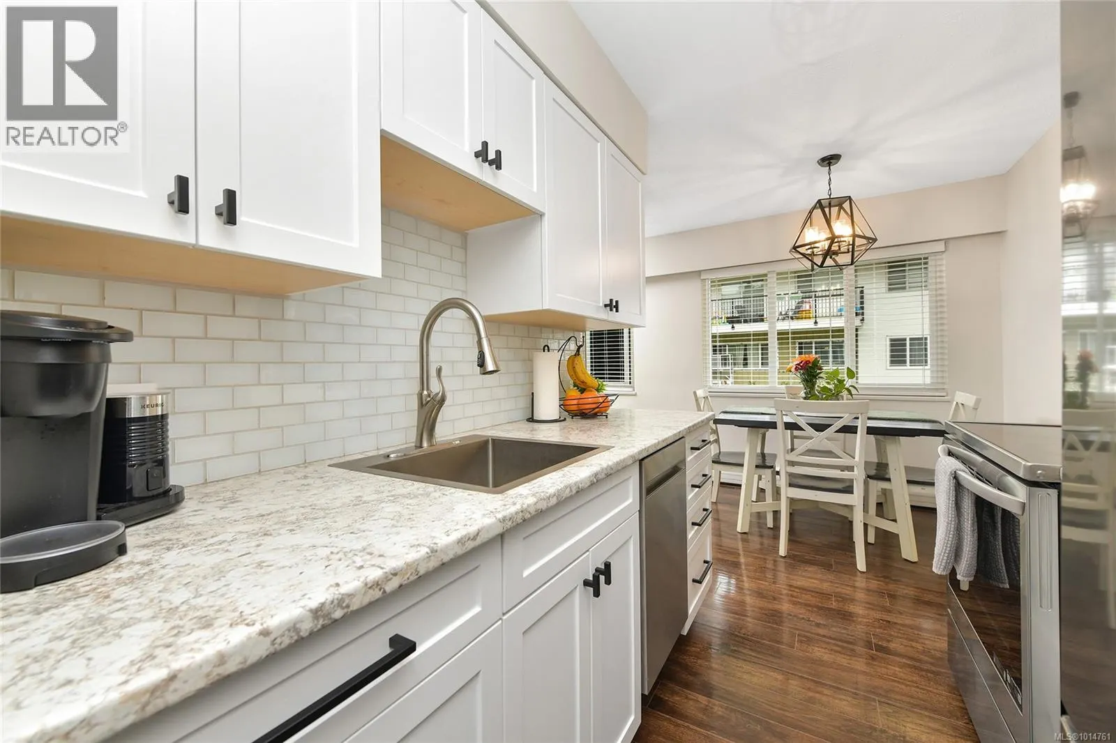 364 Burnside Rd W