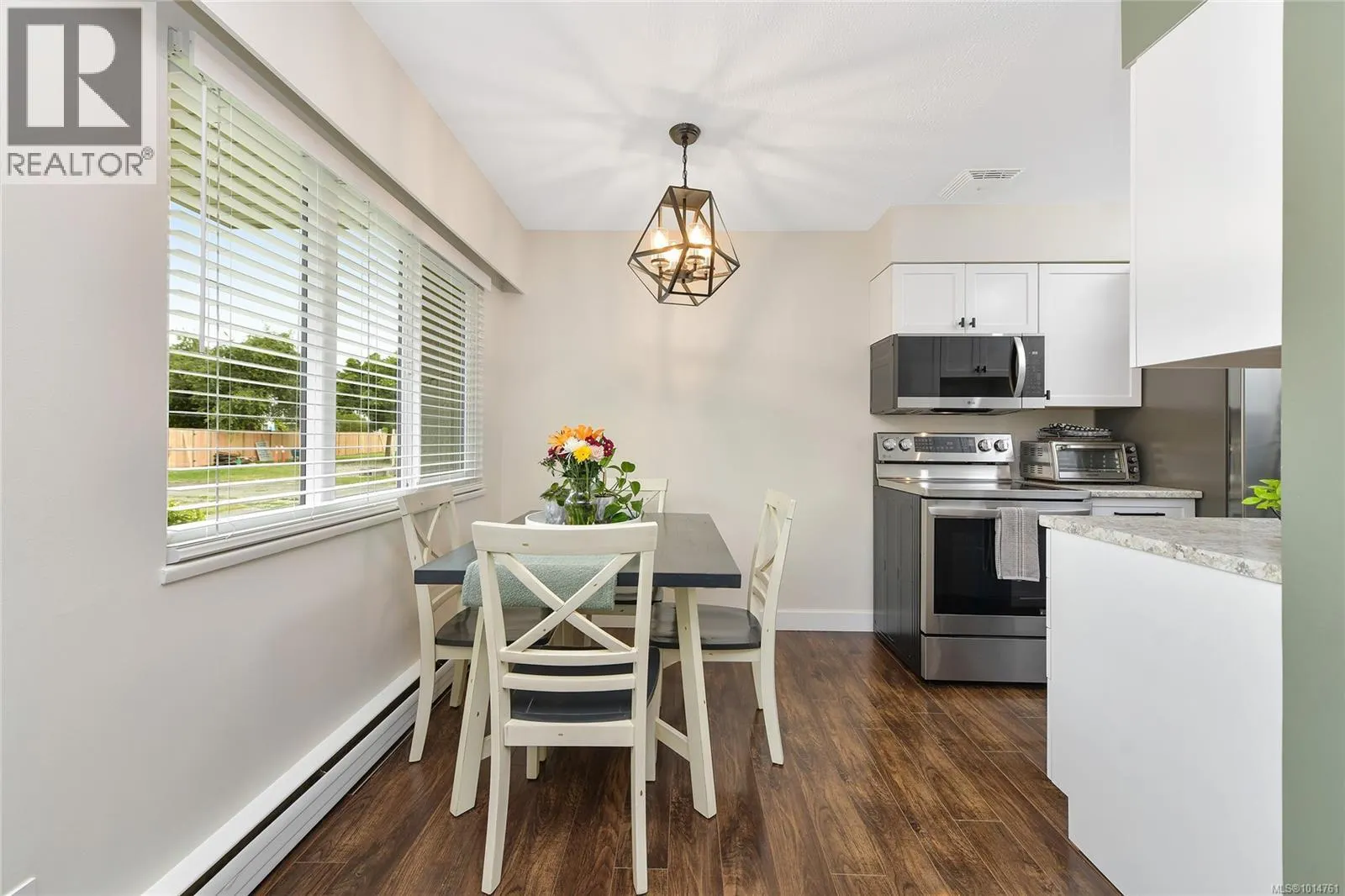 364 Burnside Rd W