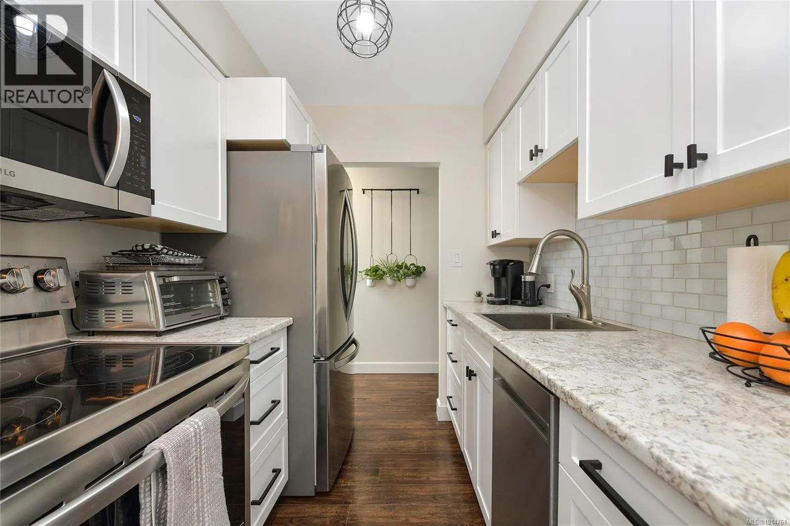 364 Burnside Rd W
