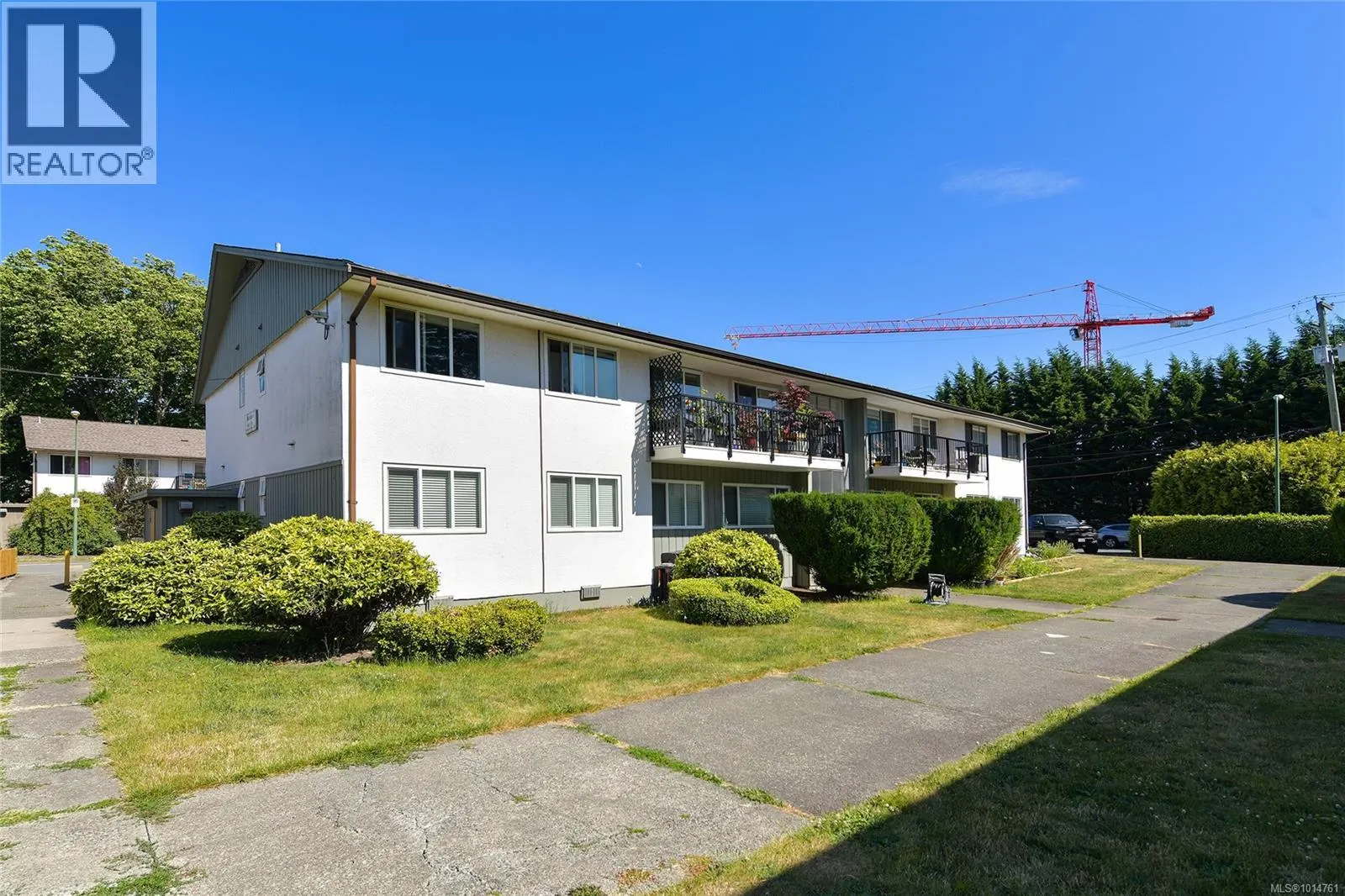 364 Burnside Rd W