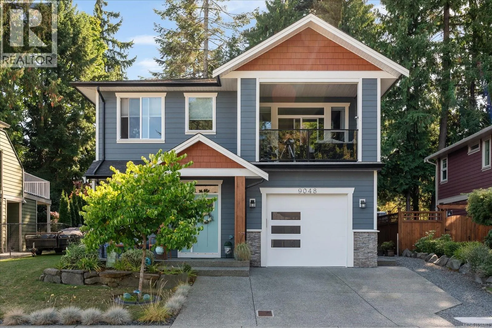 9048 Driftwood Dr