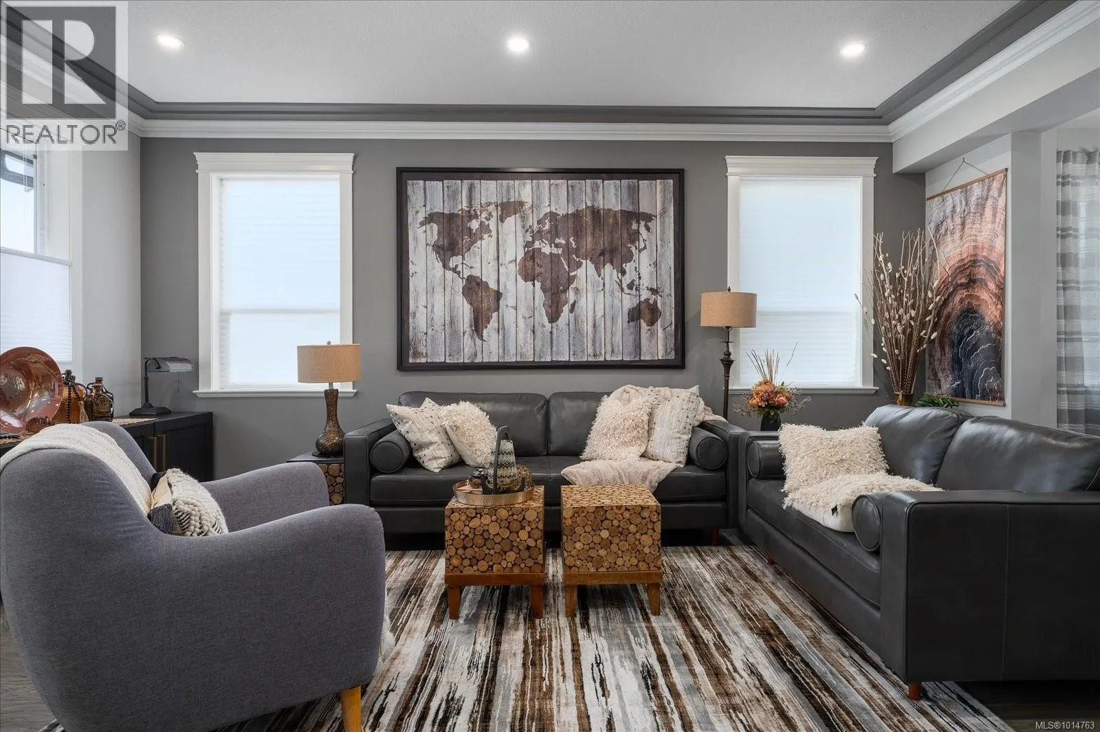 9048 Driftwood Dr