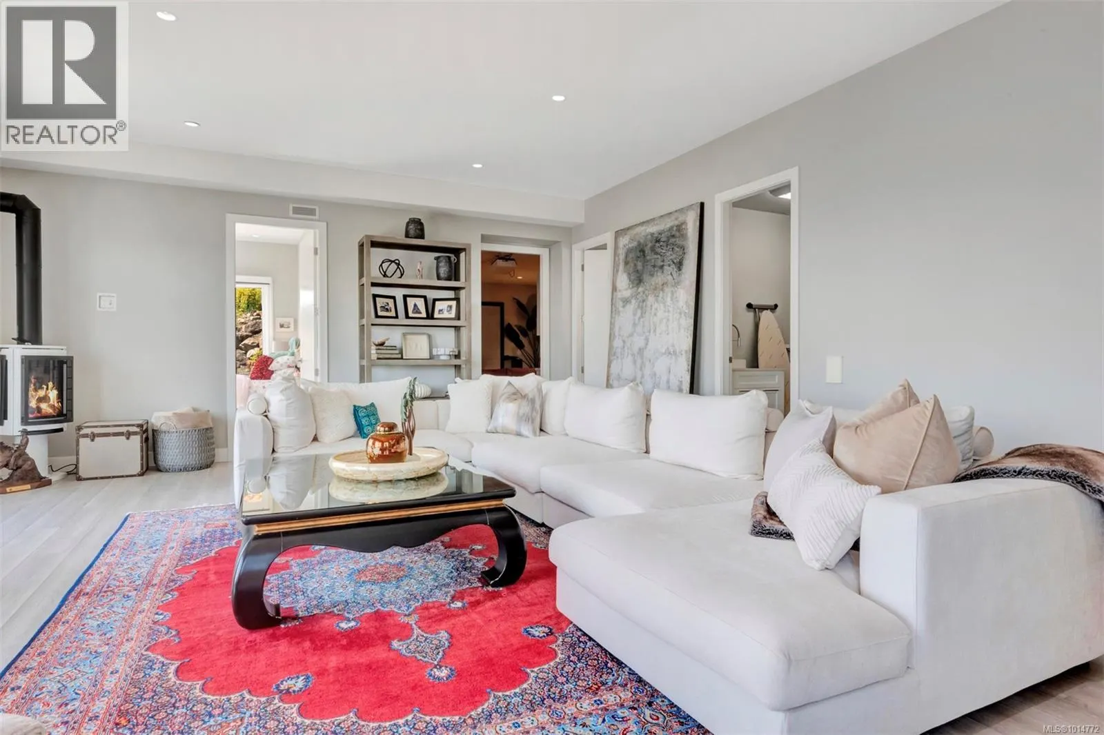 7470 Thornton Hts