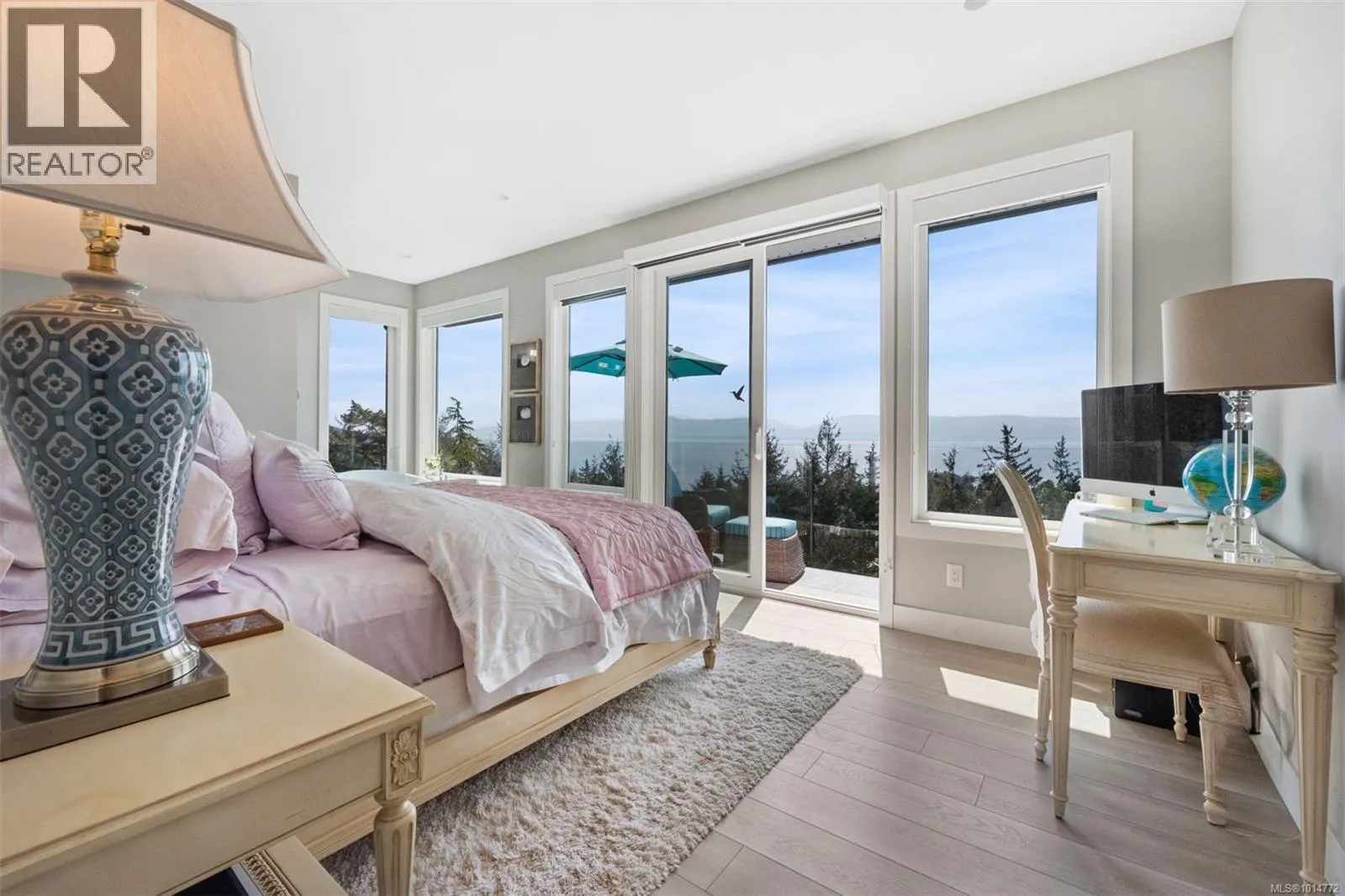7470 Thornton Hts