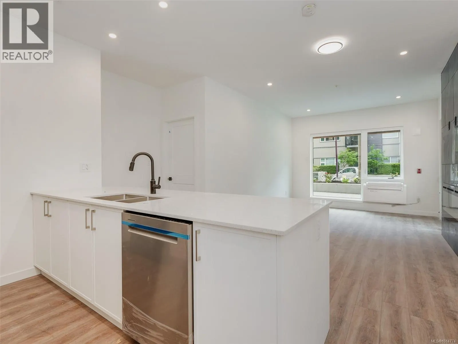 209 654 Granderson Rd