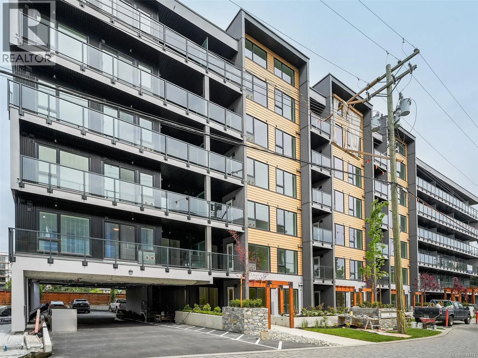 209 654 Granderson Rd