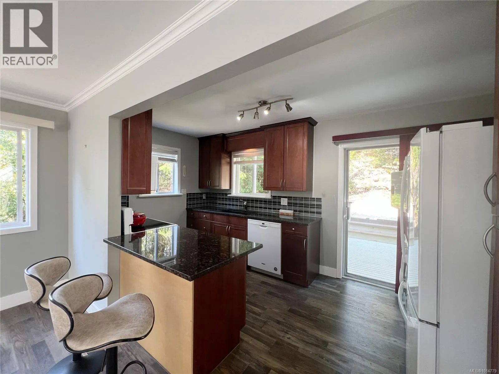 356 Nootka Dr