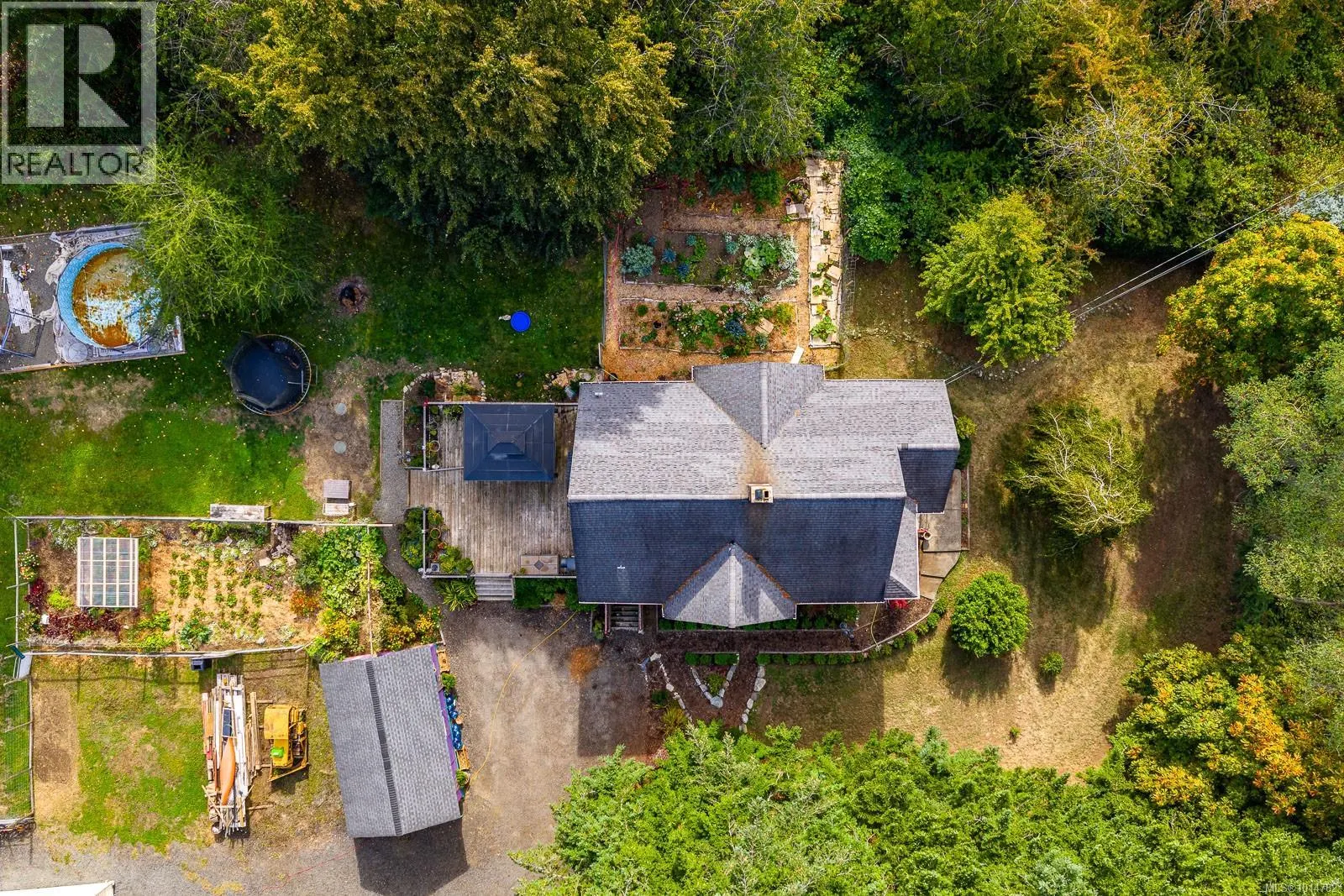 5068 Island Hwy N