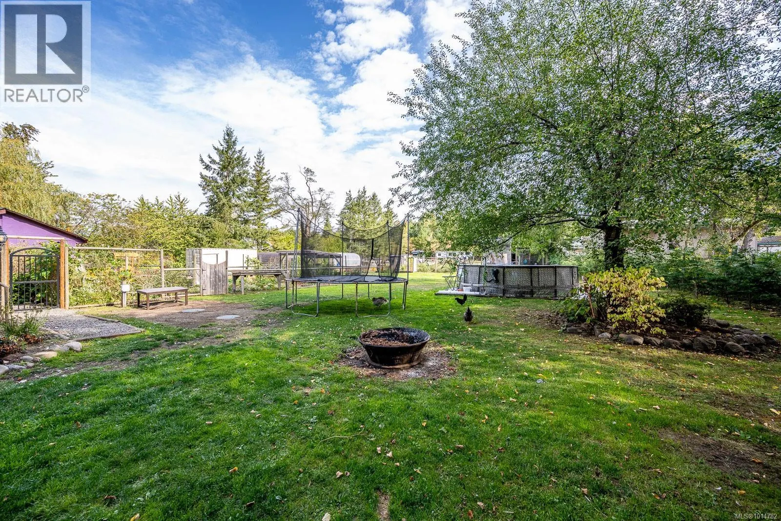 5068 Island Hwy N