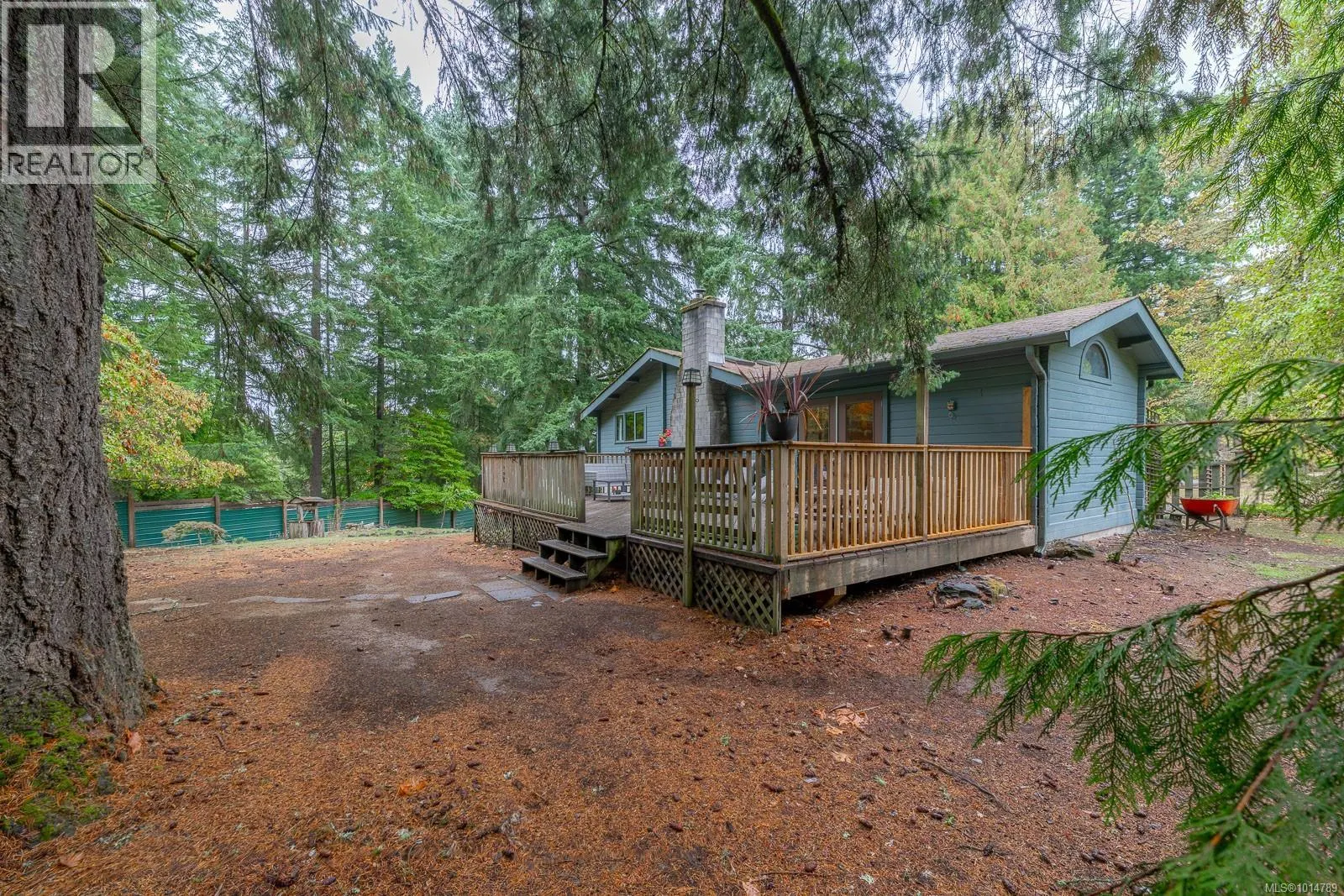 3585 Glenora Rd