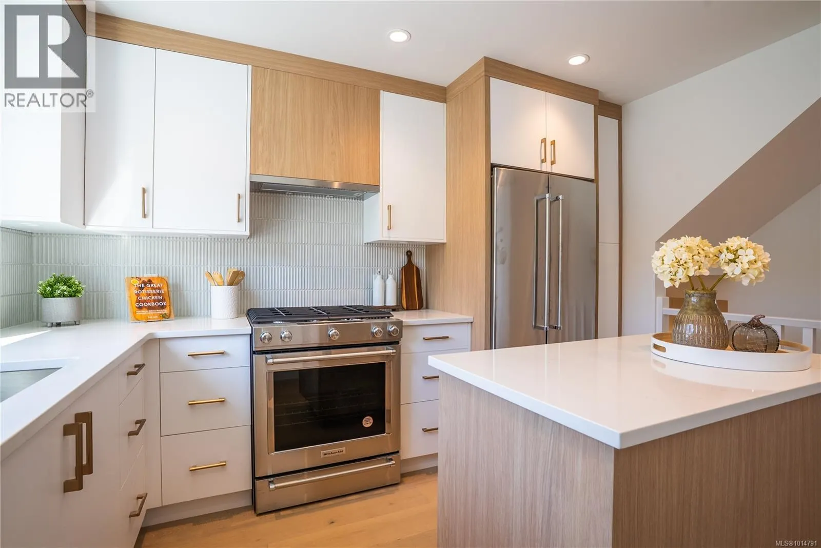 Unit 4 3907 Cedar Hill Rd