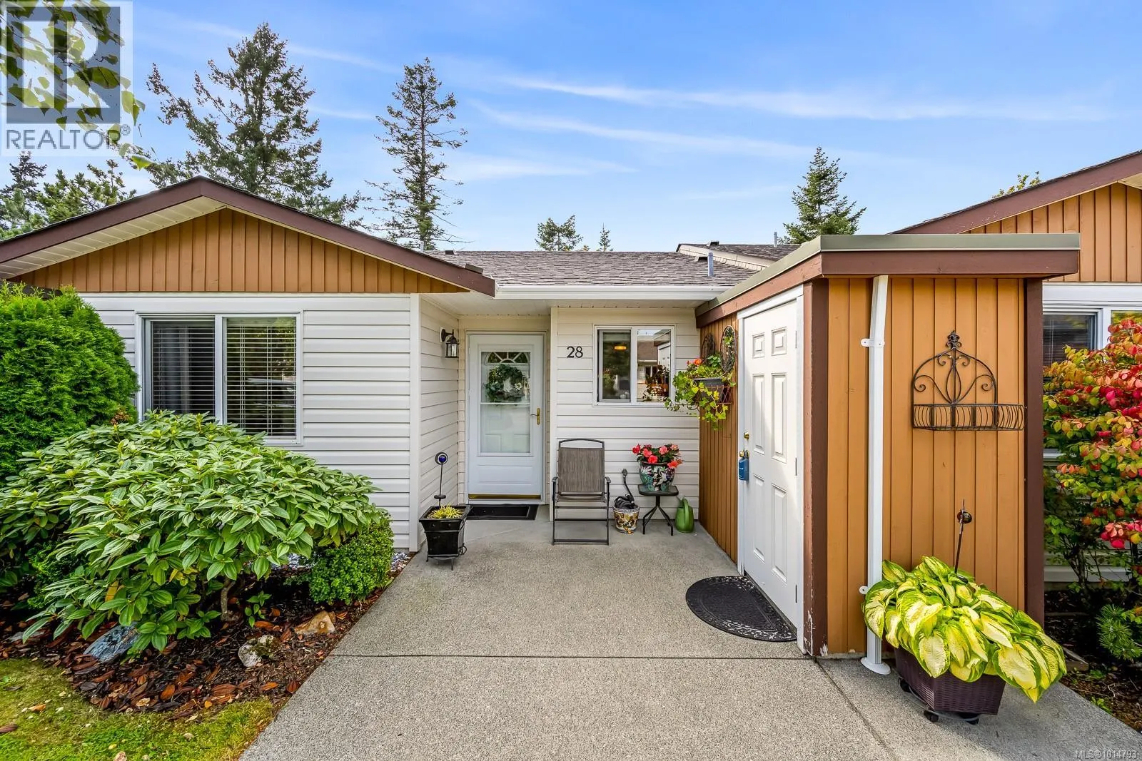 28 2197 Murrelet Dr