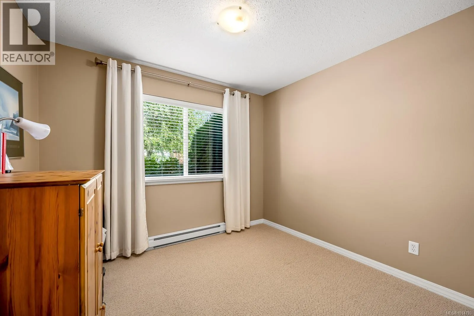 28 2197 Murrelet Dr