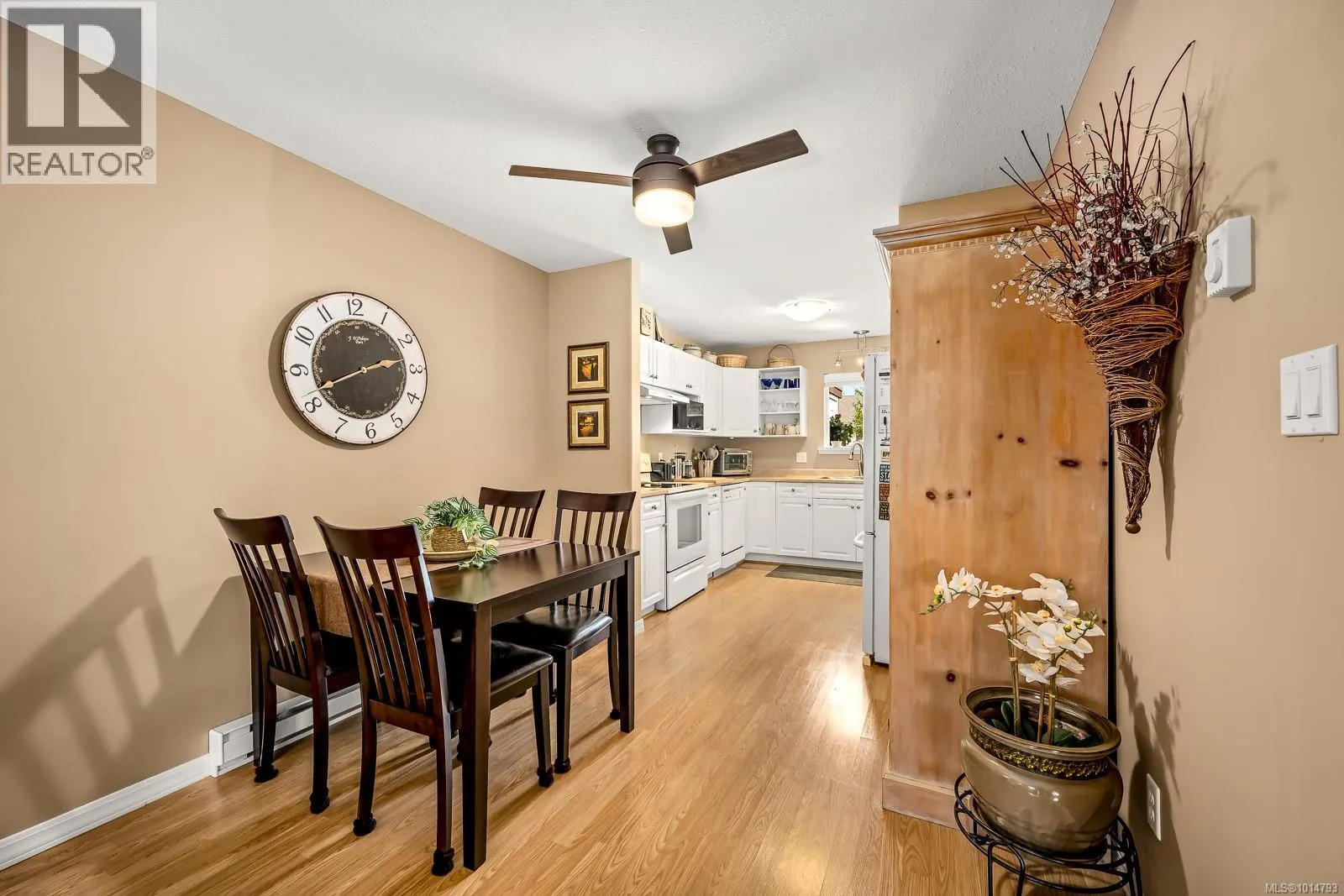28 2197 Murrelet Dr