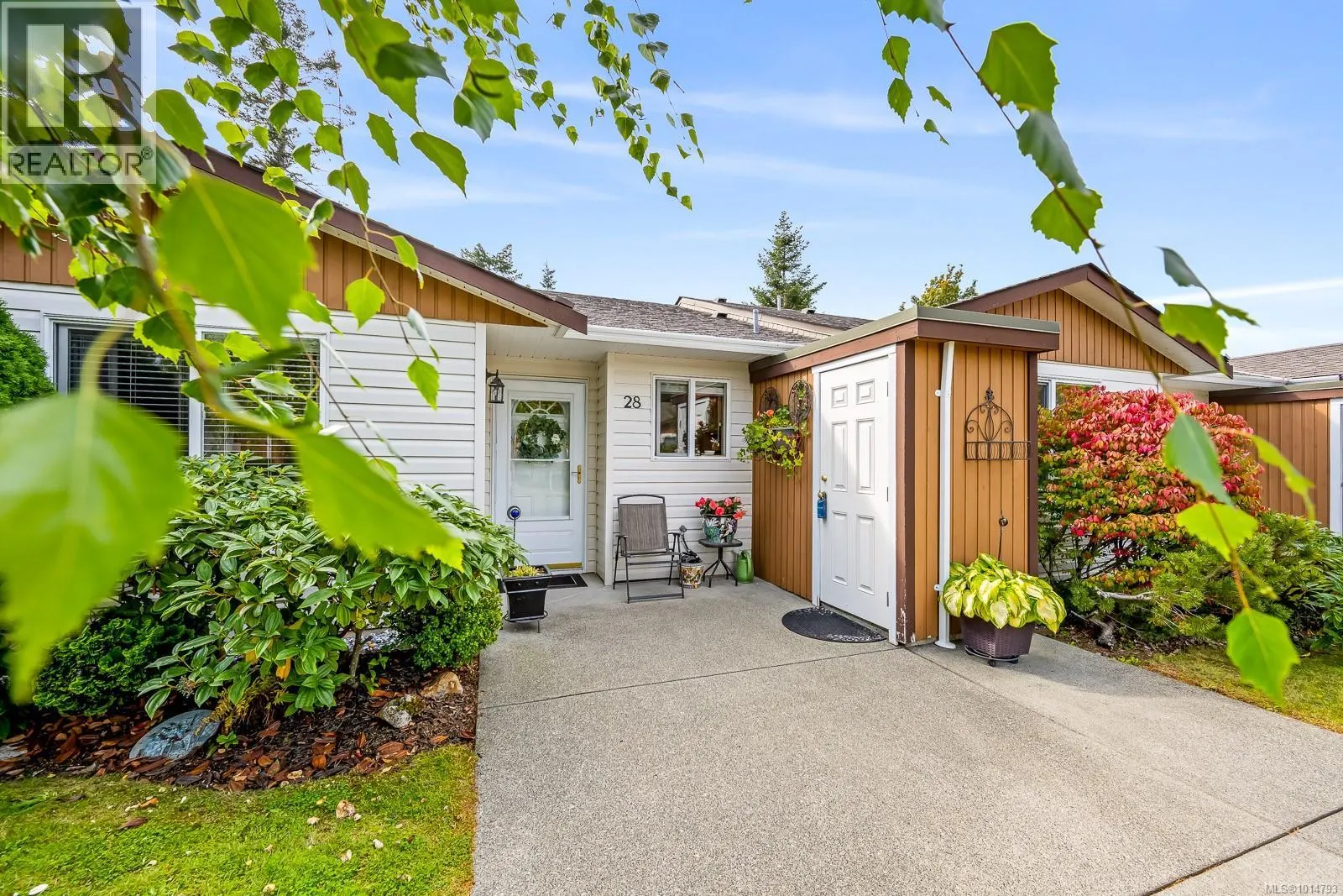 28 2197 Murrelet Dr