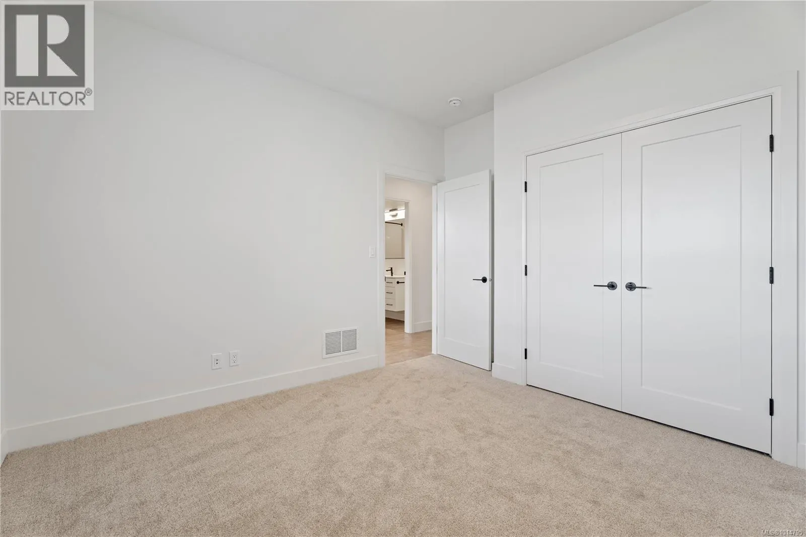 113 3116 Woodrush Dr