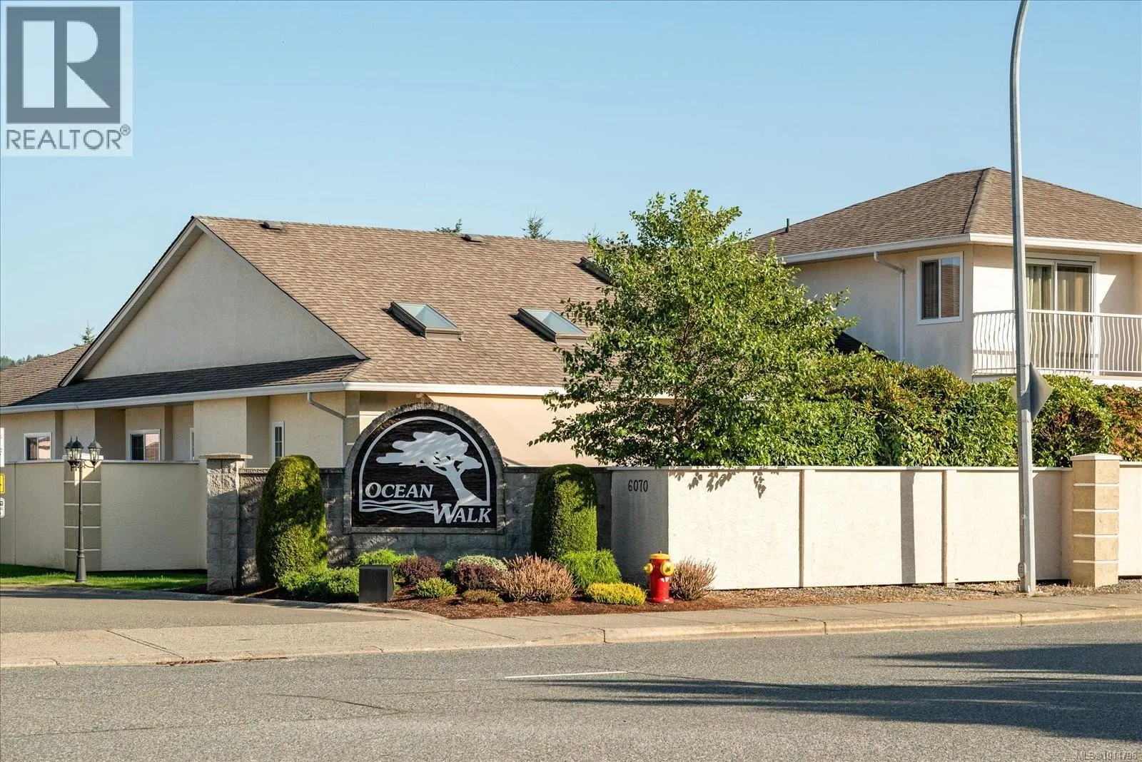 130 Ocean Walk Dr