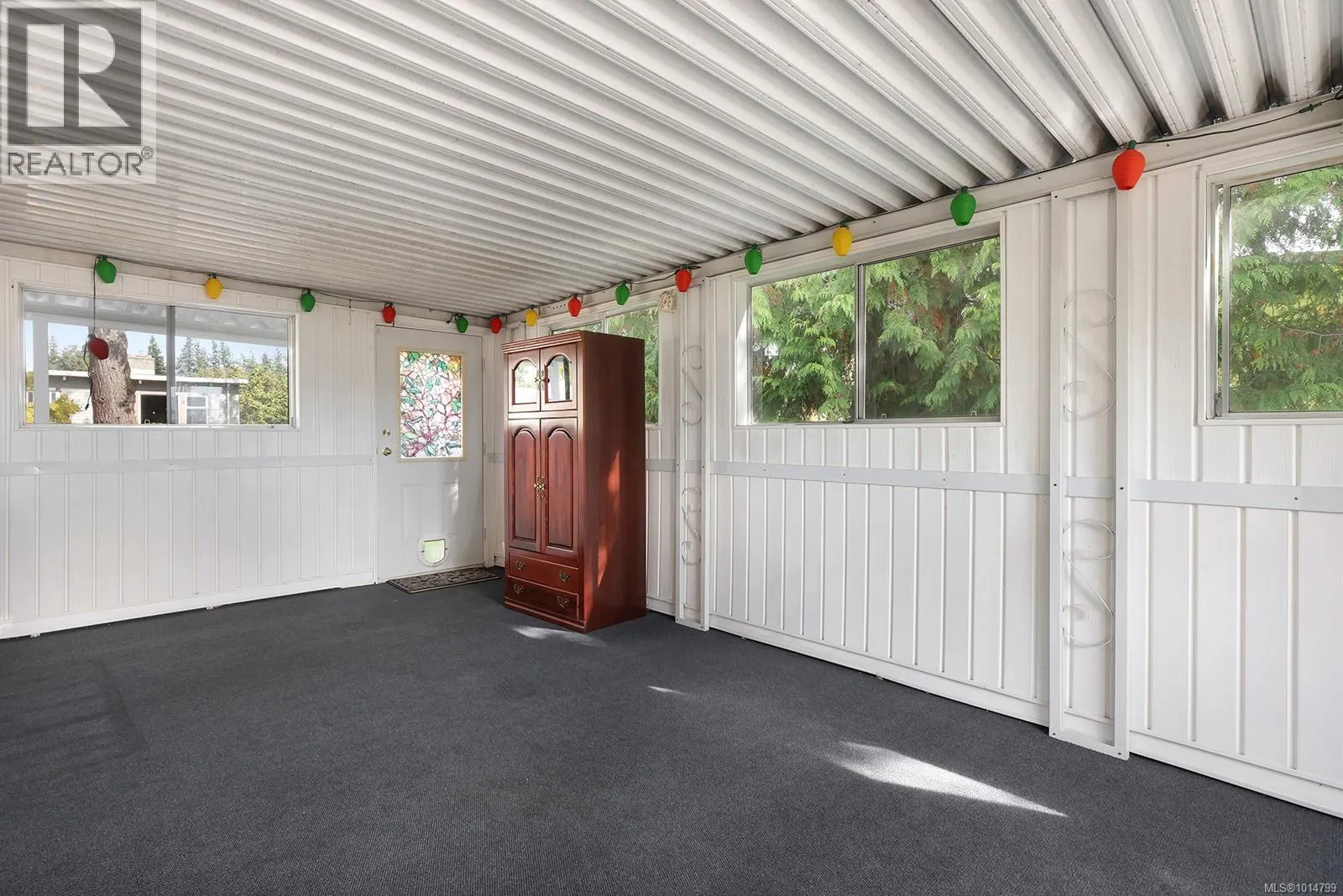 2062 Cooke Ave