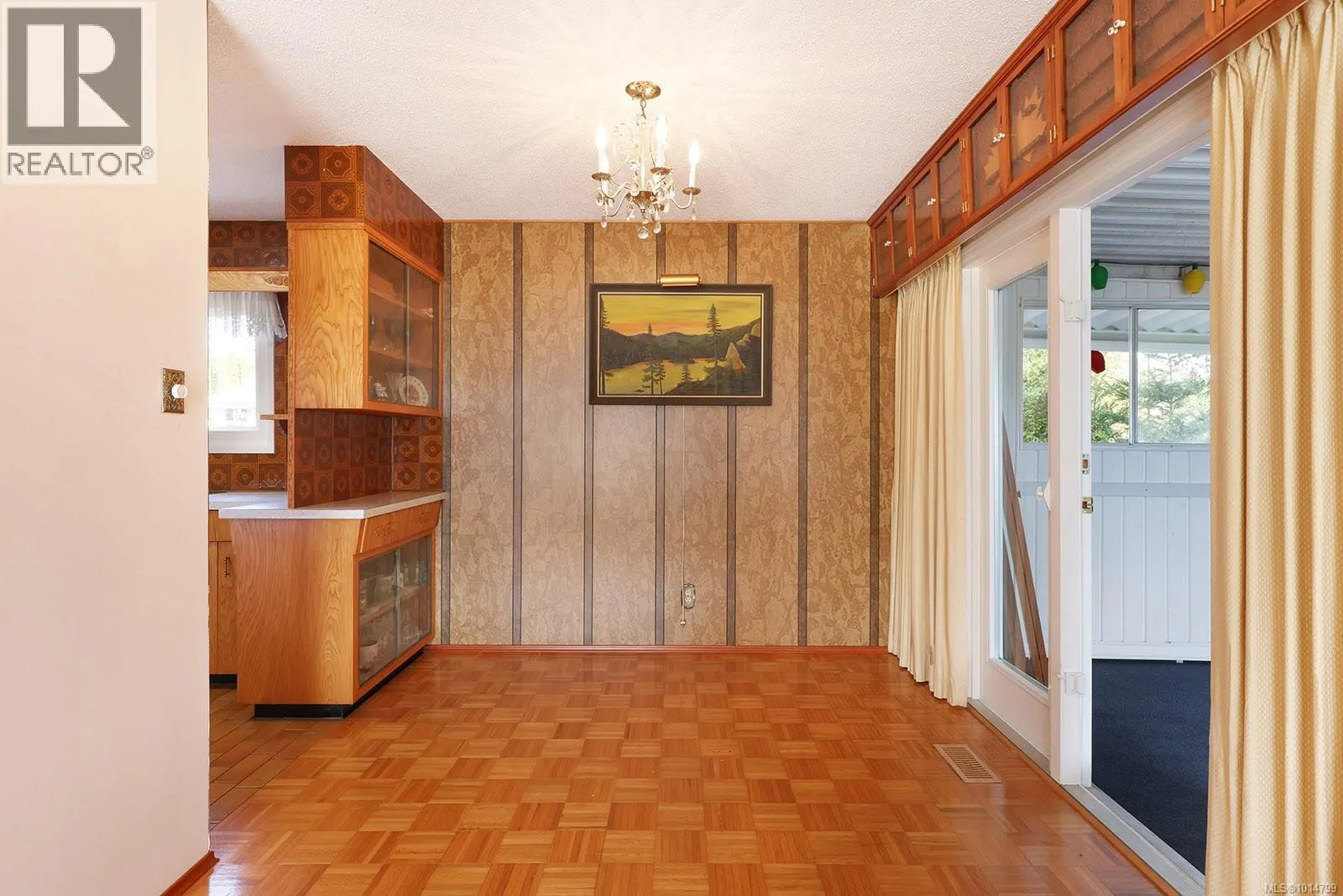 2062 Cooke Ave