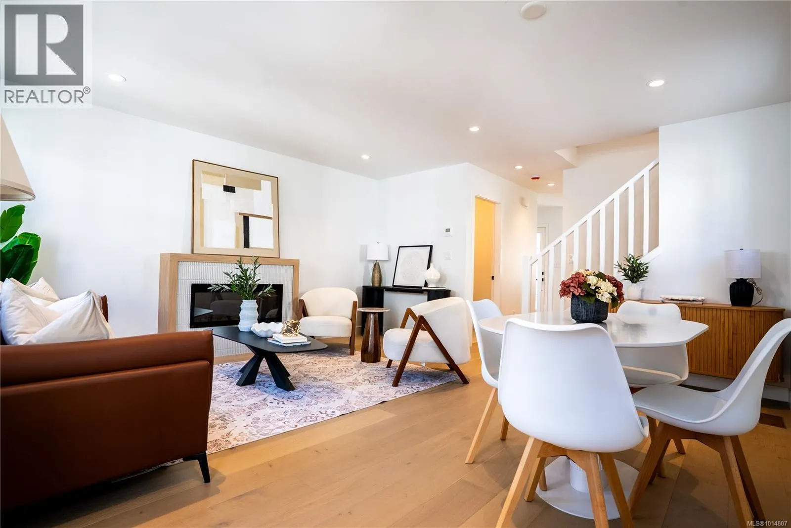Unit 3 3907 Cedar Hill Rd