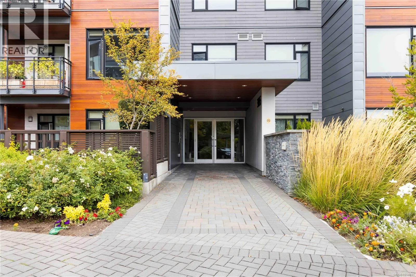 309 3815 Rowland Ave