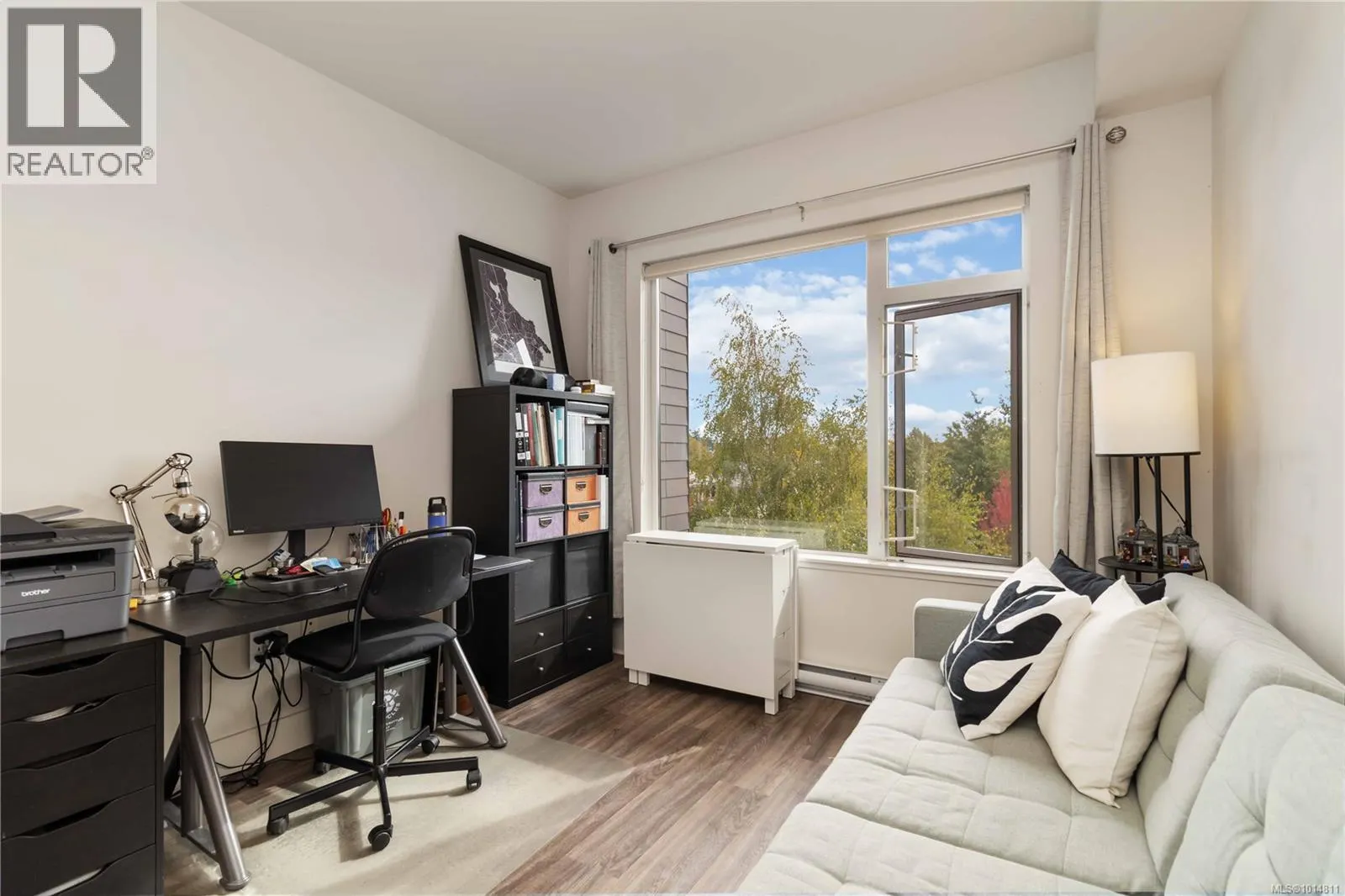 309 3815 Rowland Ave