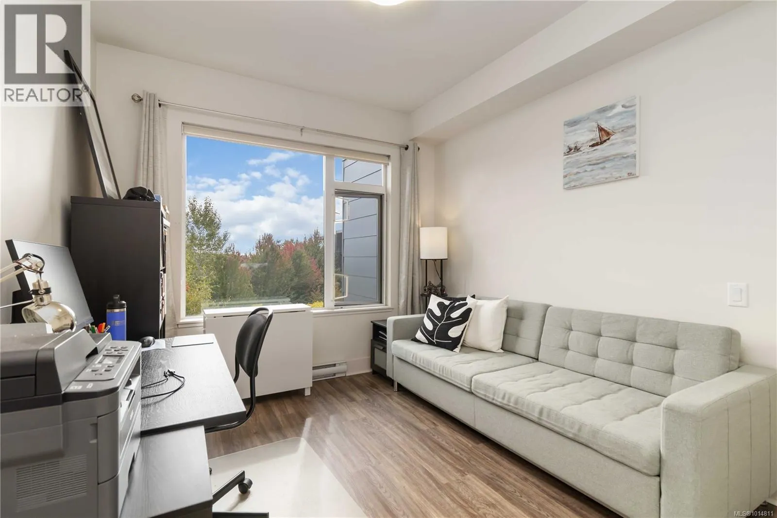 309 3815 Rowland Ave