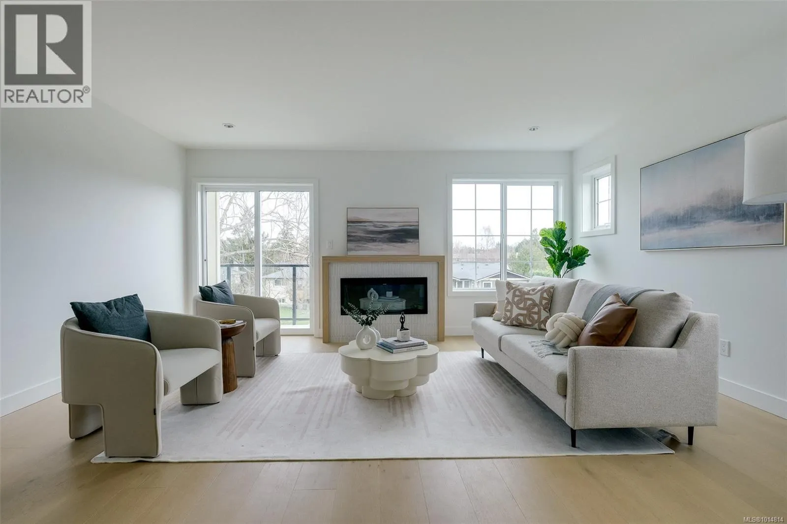 Unit 12 3907 Cedar Hill Rd