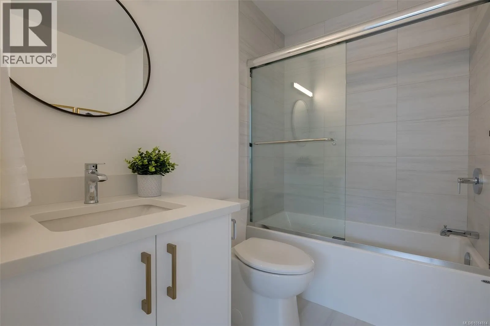 Unit 12 3907 Cedar Hill Rd