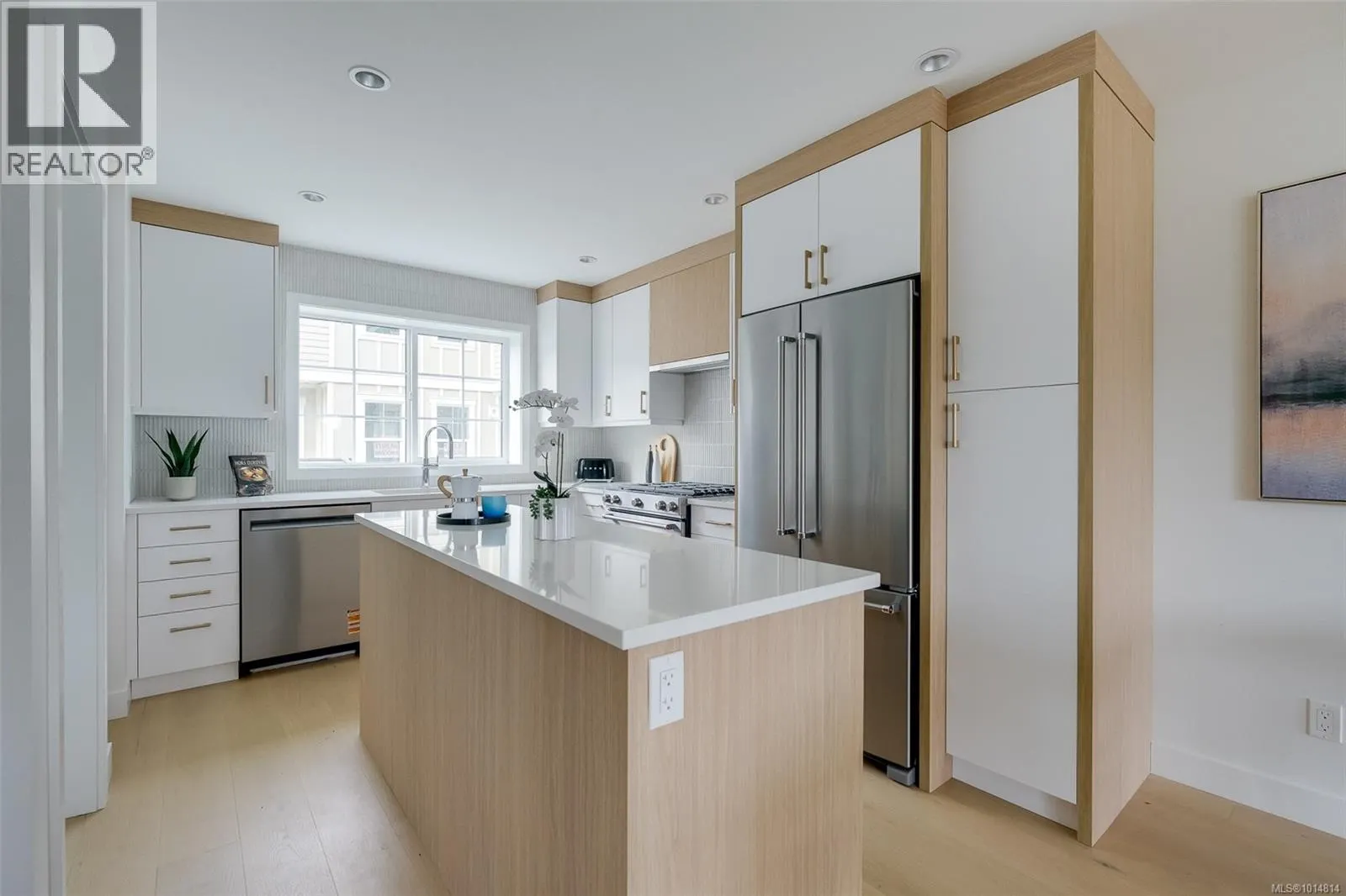 Unit 12 3907 Cedar Hill Rd