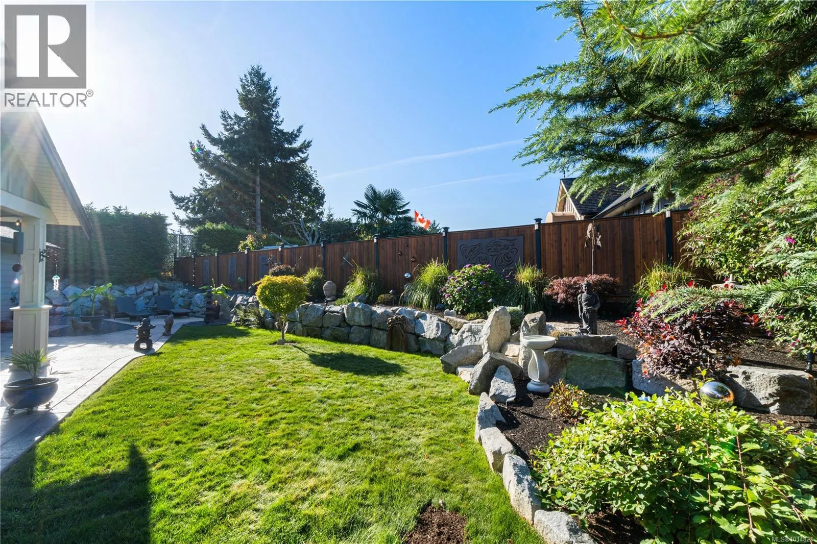 1496 Sumar Lane