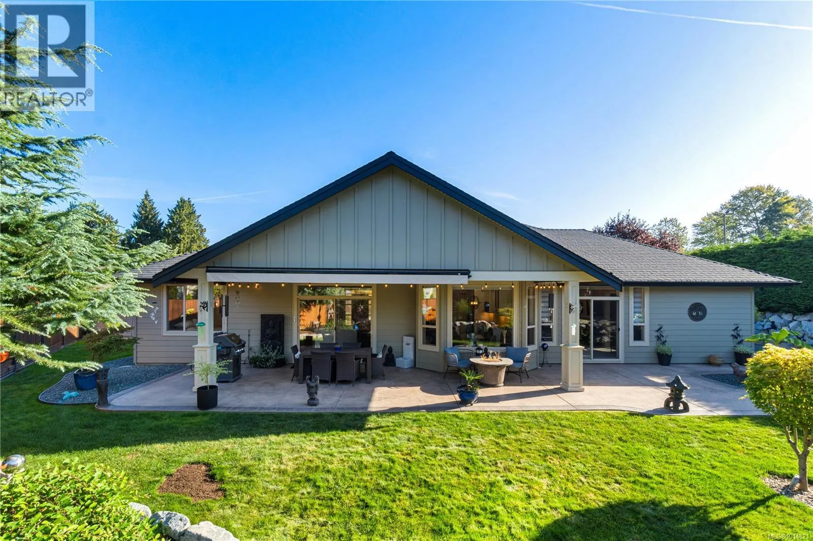 1496 Sumar Lane